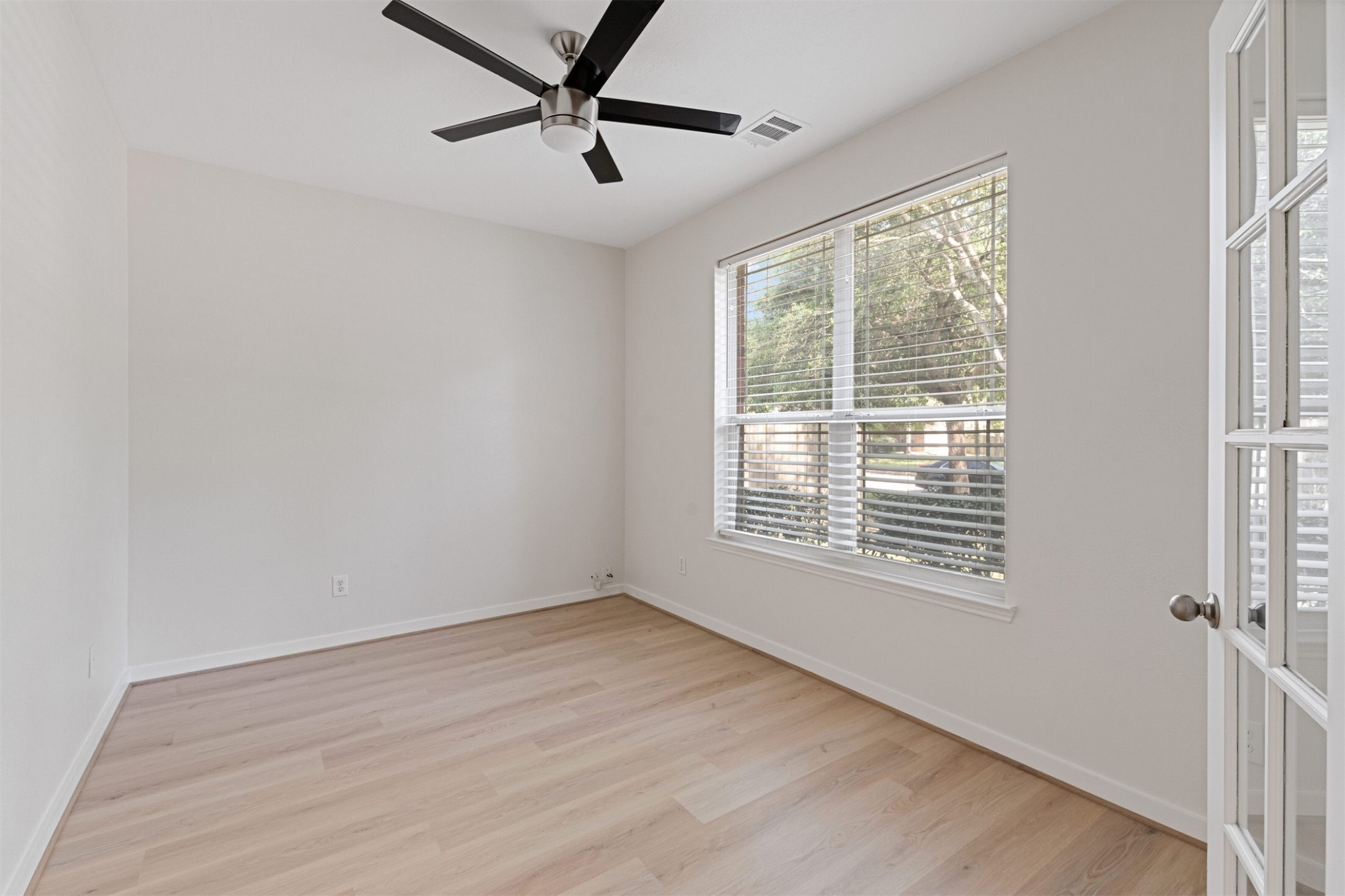 16407 Azimuth Drive Property Photo 9