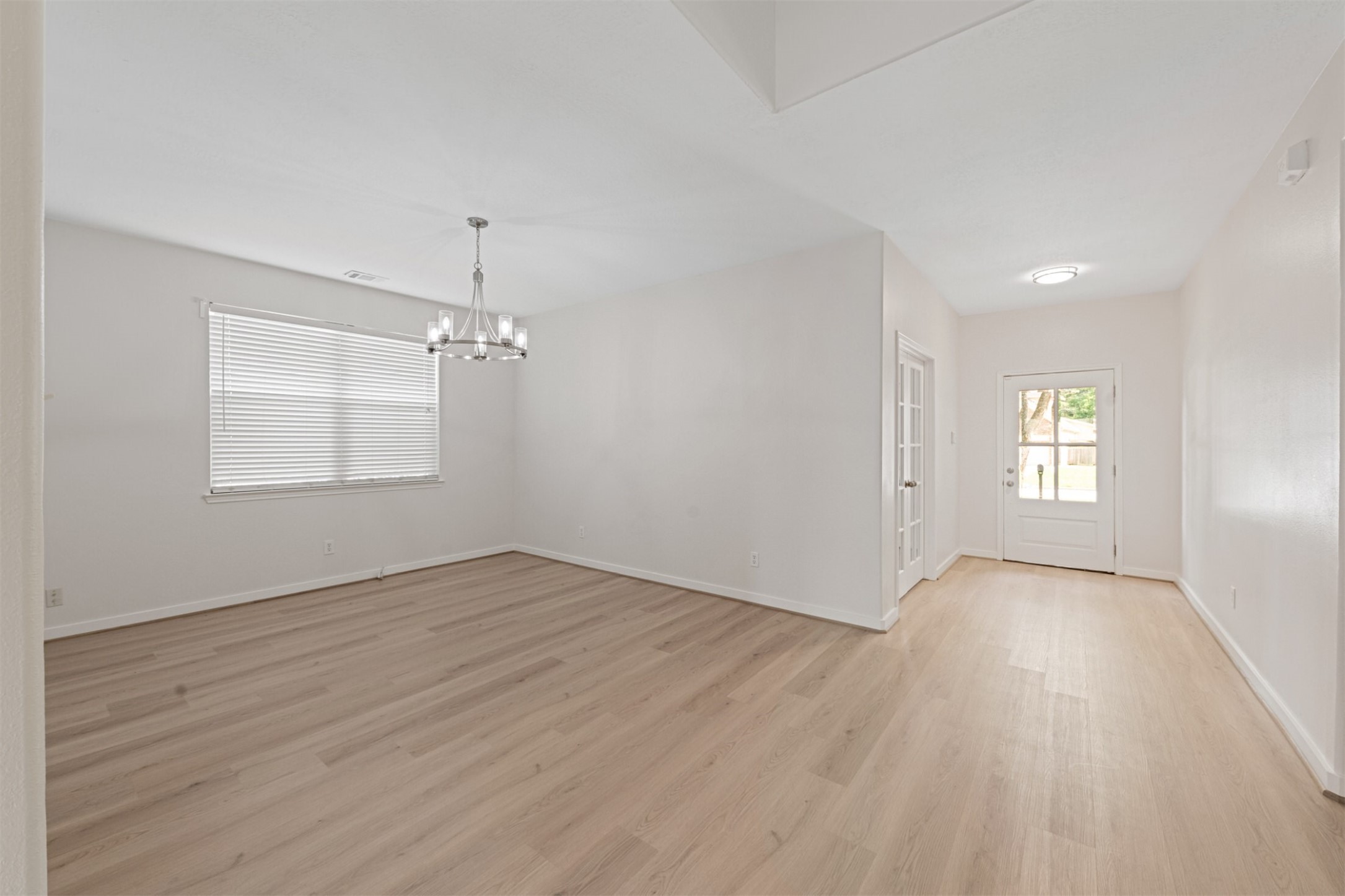 16407 Azimuth Drive Property Photo 11