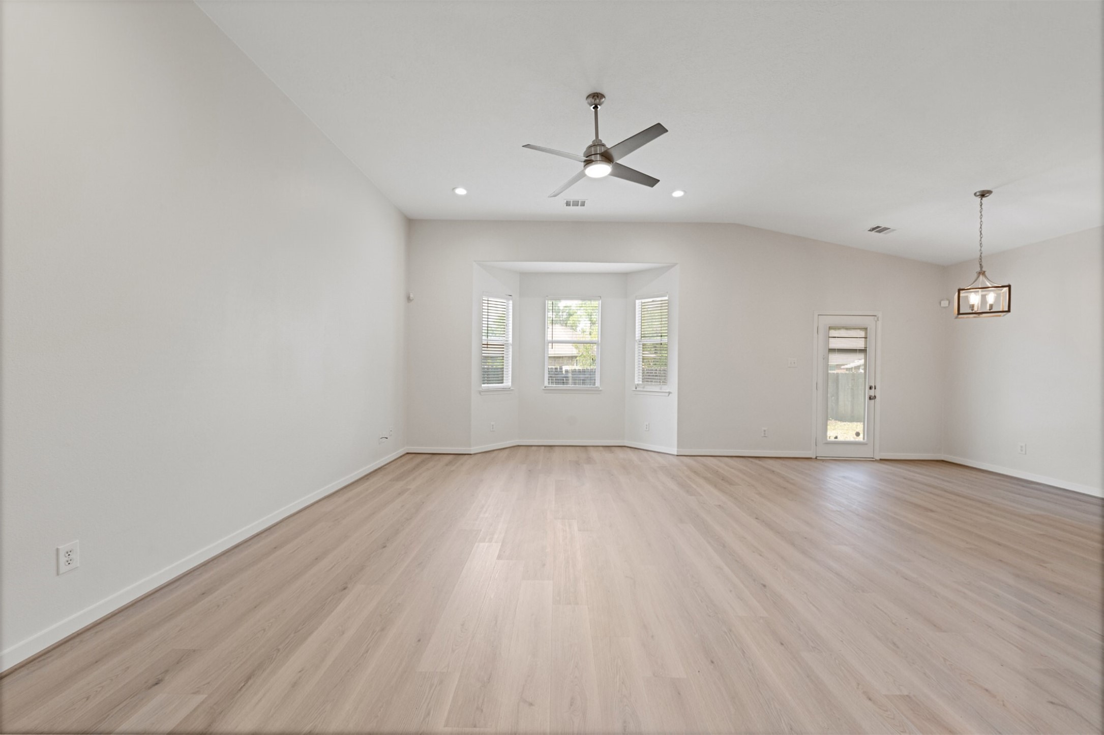 16407 Azimuth Drive Property Photo 22