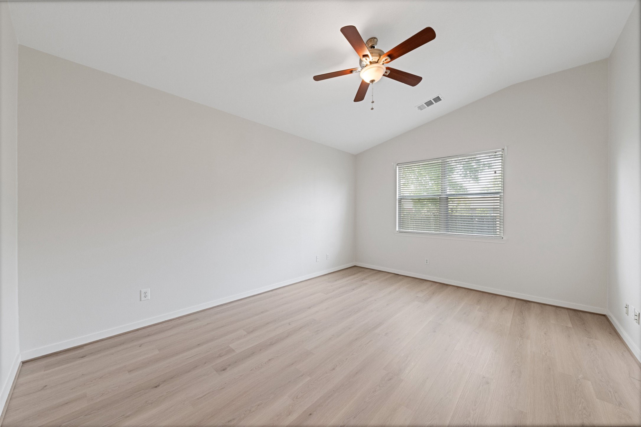 16407 Azimuth Drive Property Photo 39