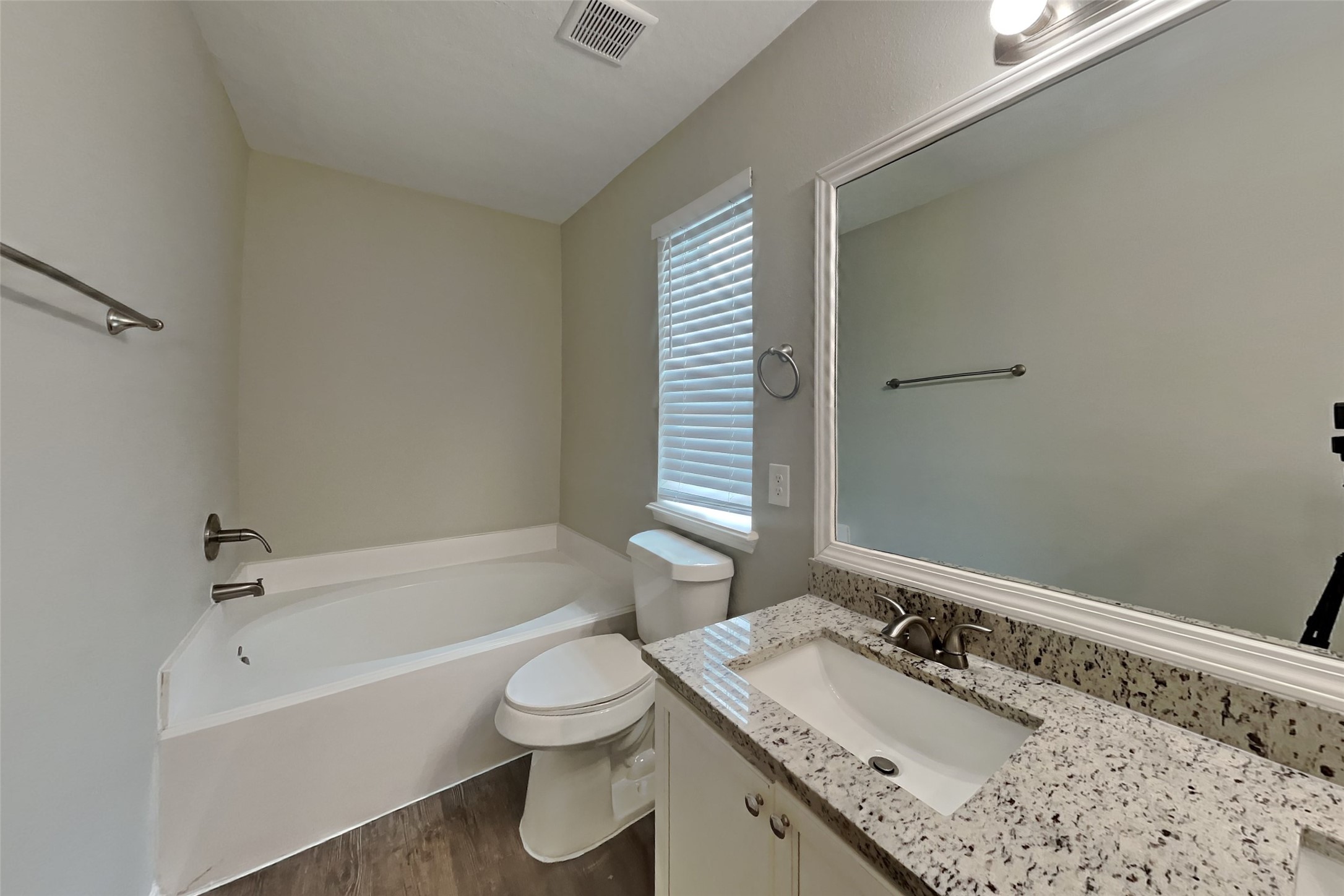 2918 Bison Bluff Property Photo 9