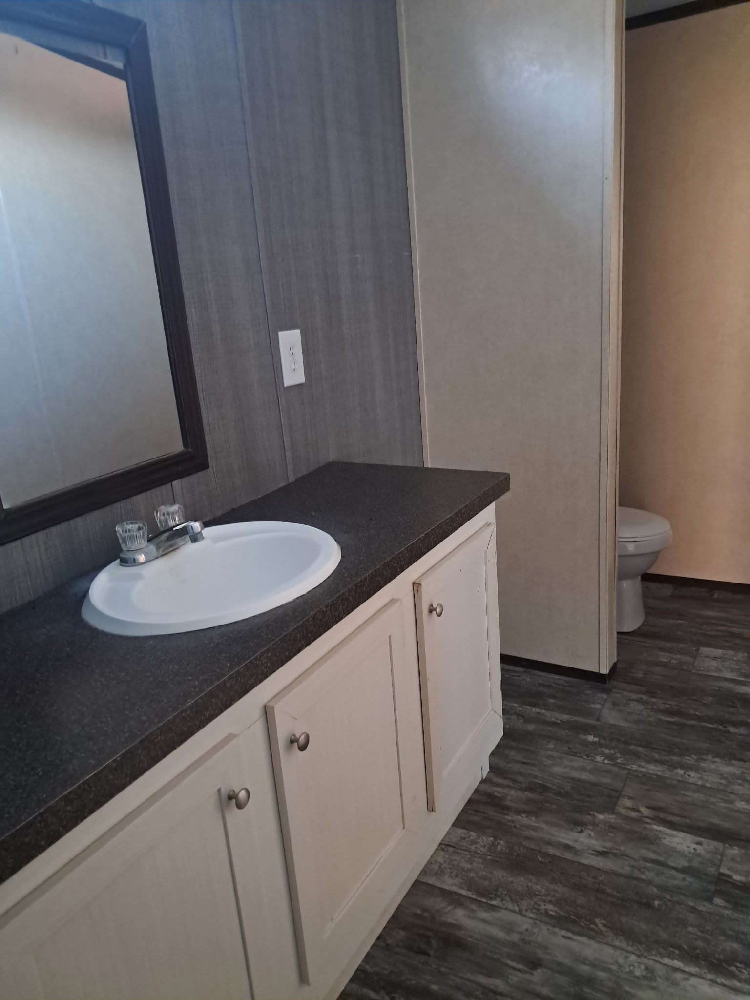 30660 Equity Drive Property Photo 4