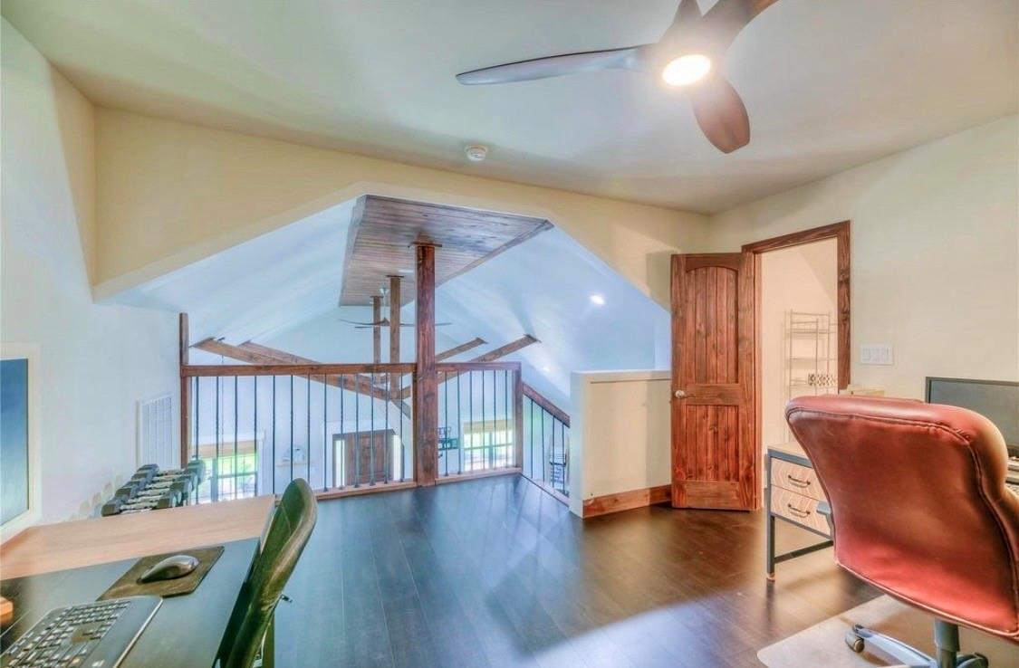 333 Edgewood Property Photo 19