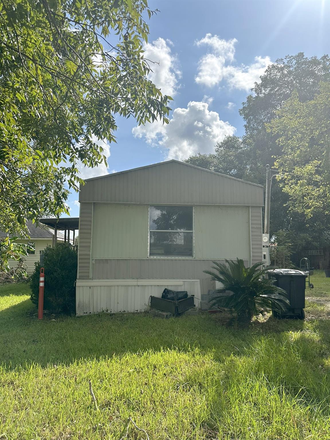 414 Shaw Street, Alvin Tx 77511 Property Photo 4