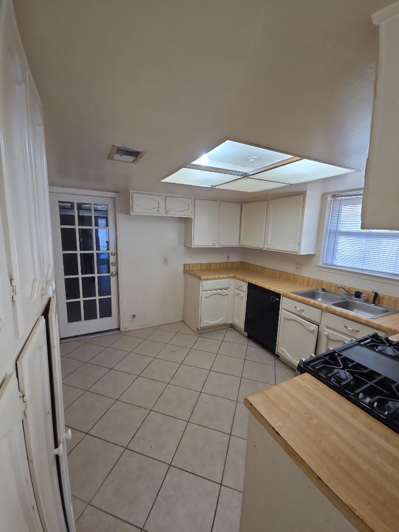 3402 Acorn Way Lane Property Photo 7