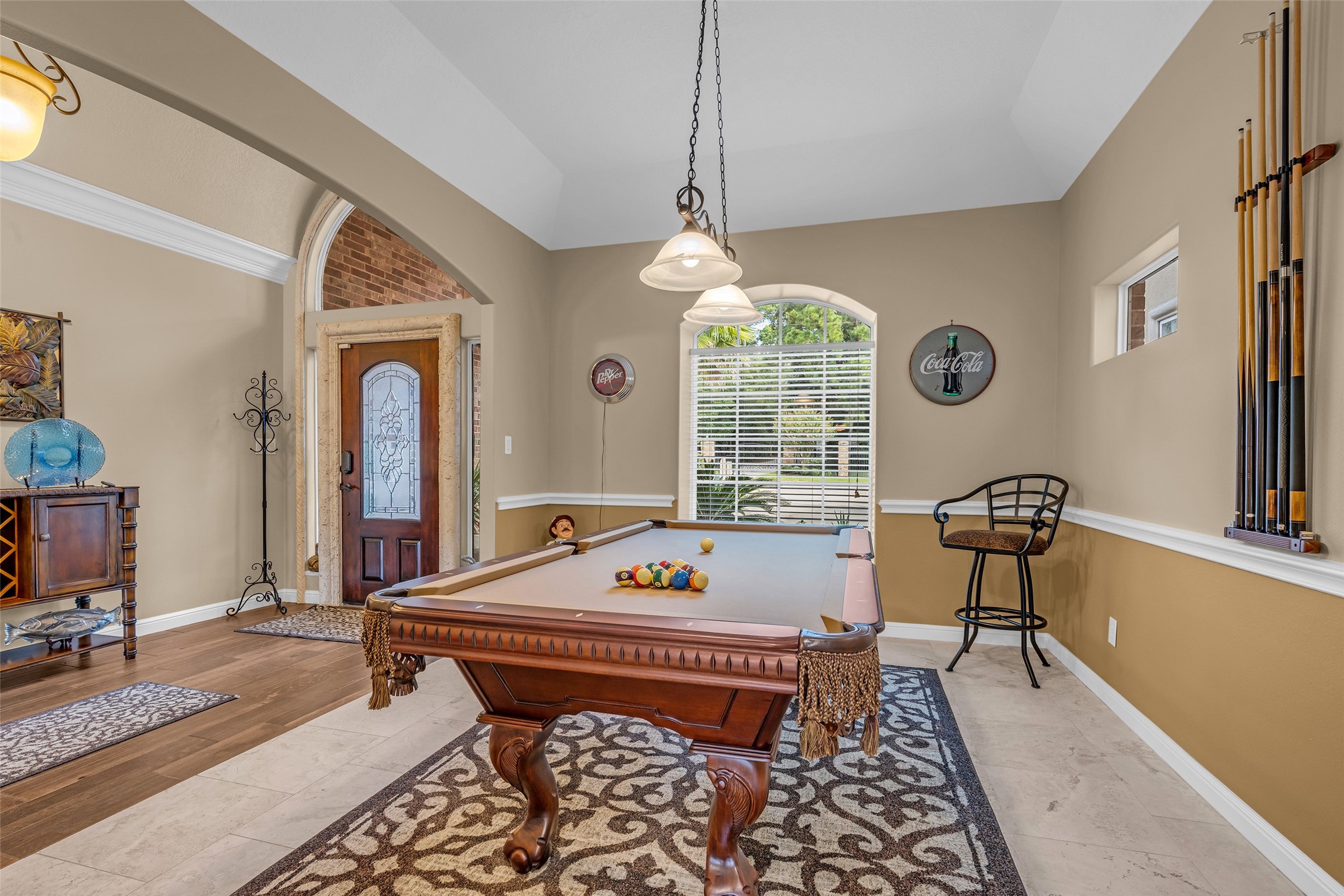 14061 Teel Road Property Photo 6