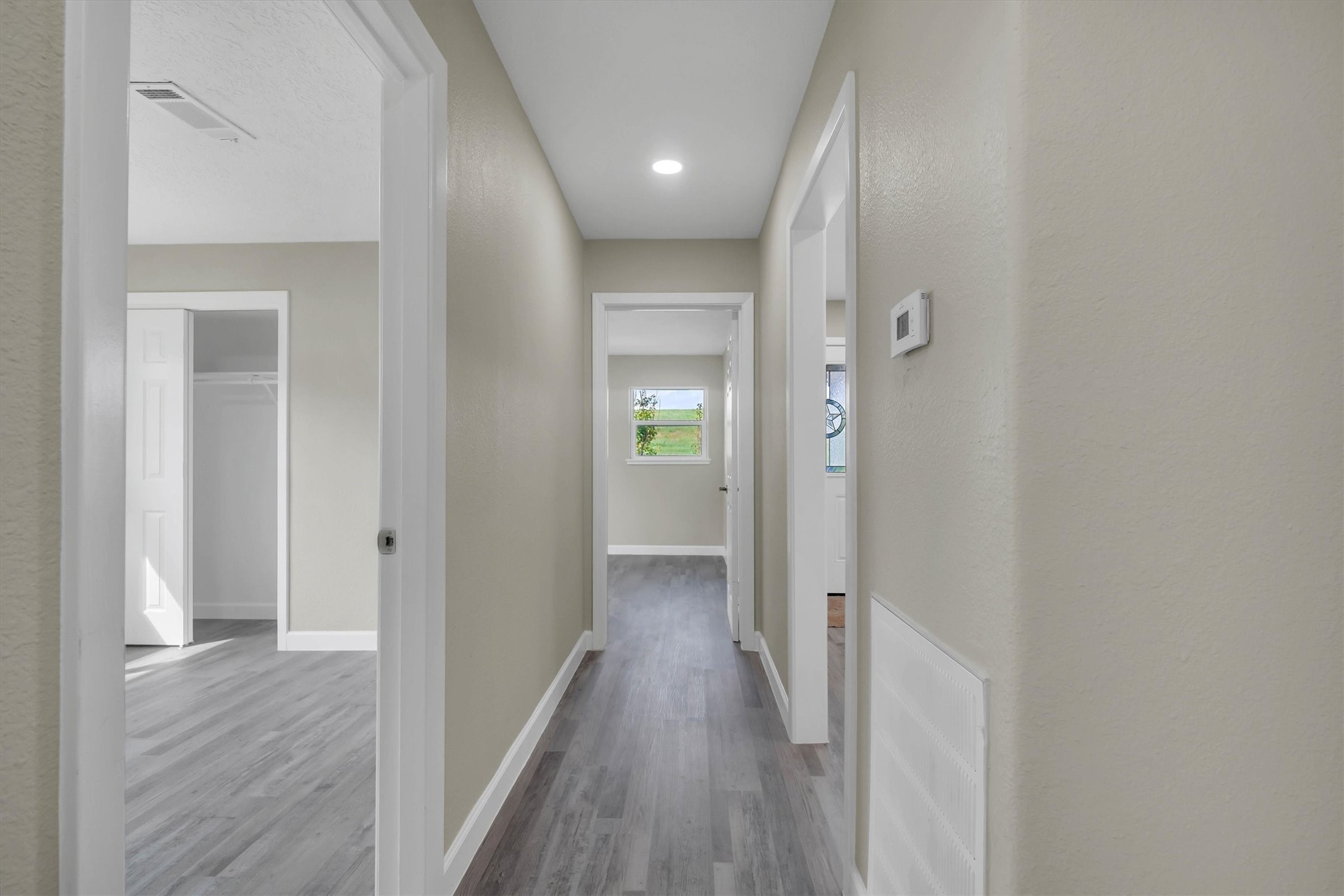 713 Scarborough Lane Property Photo 24