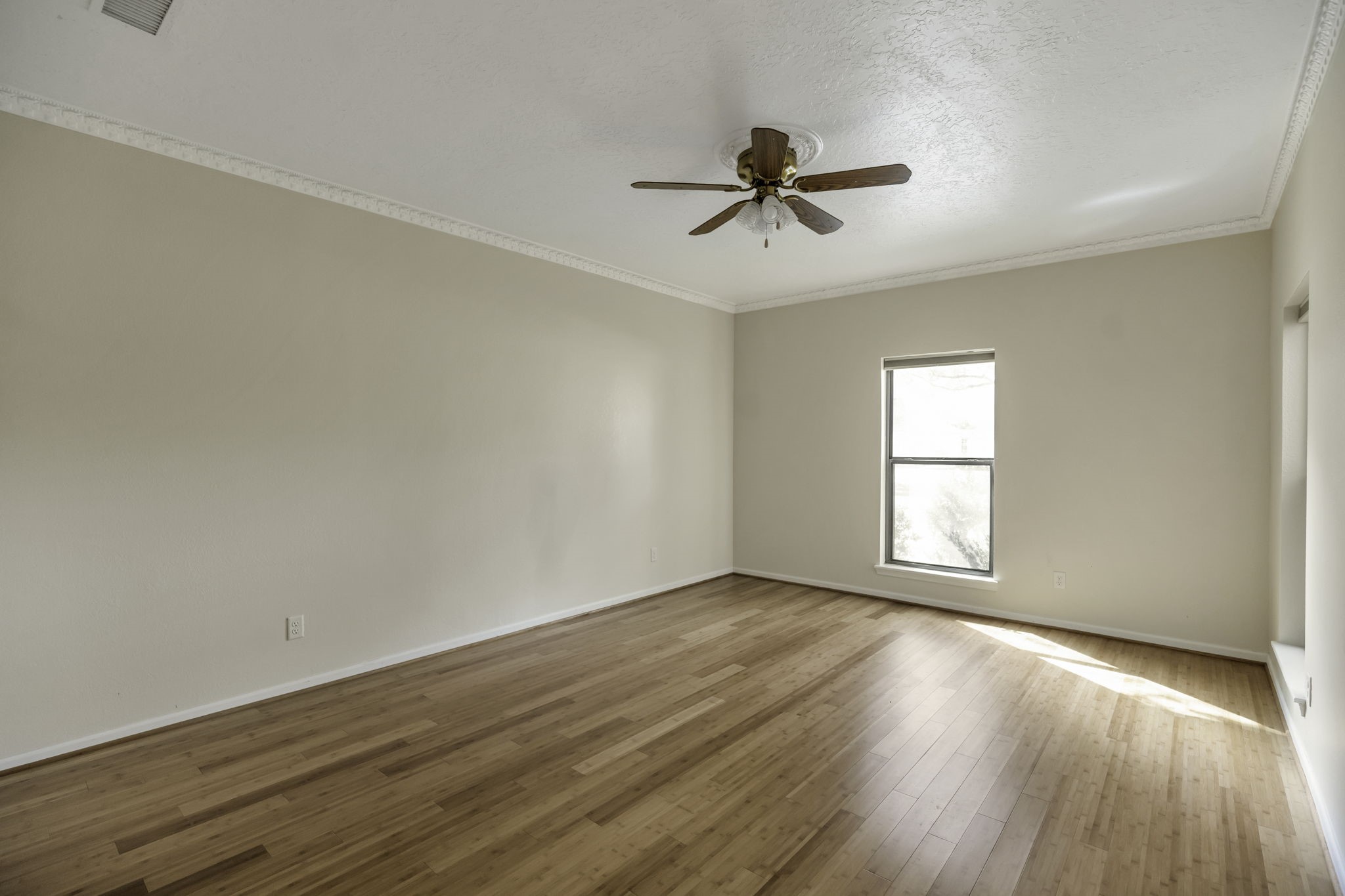 1126 Crossroads Drive Property Photo 7