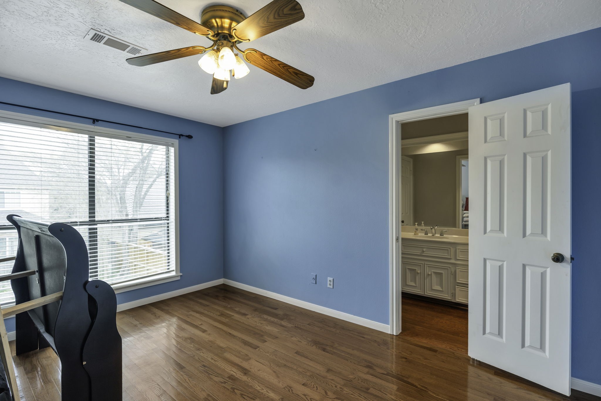 1126 Crossroads Drive Property Photo 13