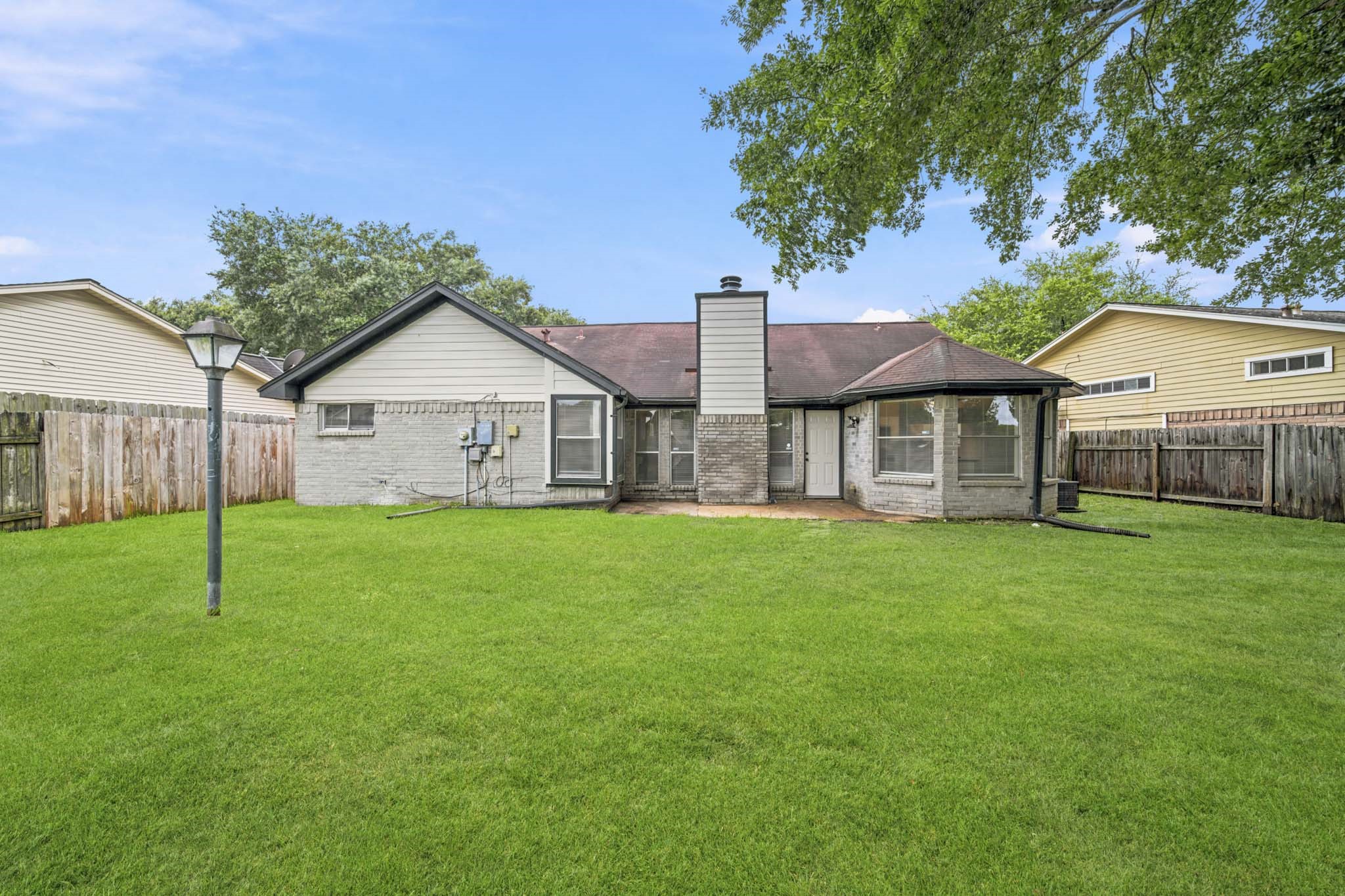22039 Rivermead Drive Property Photo 20