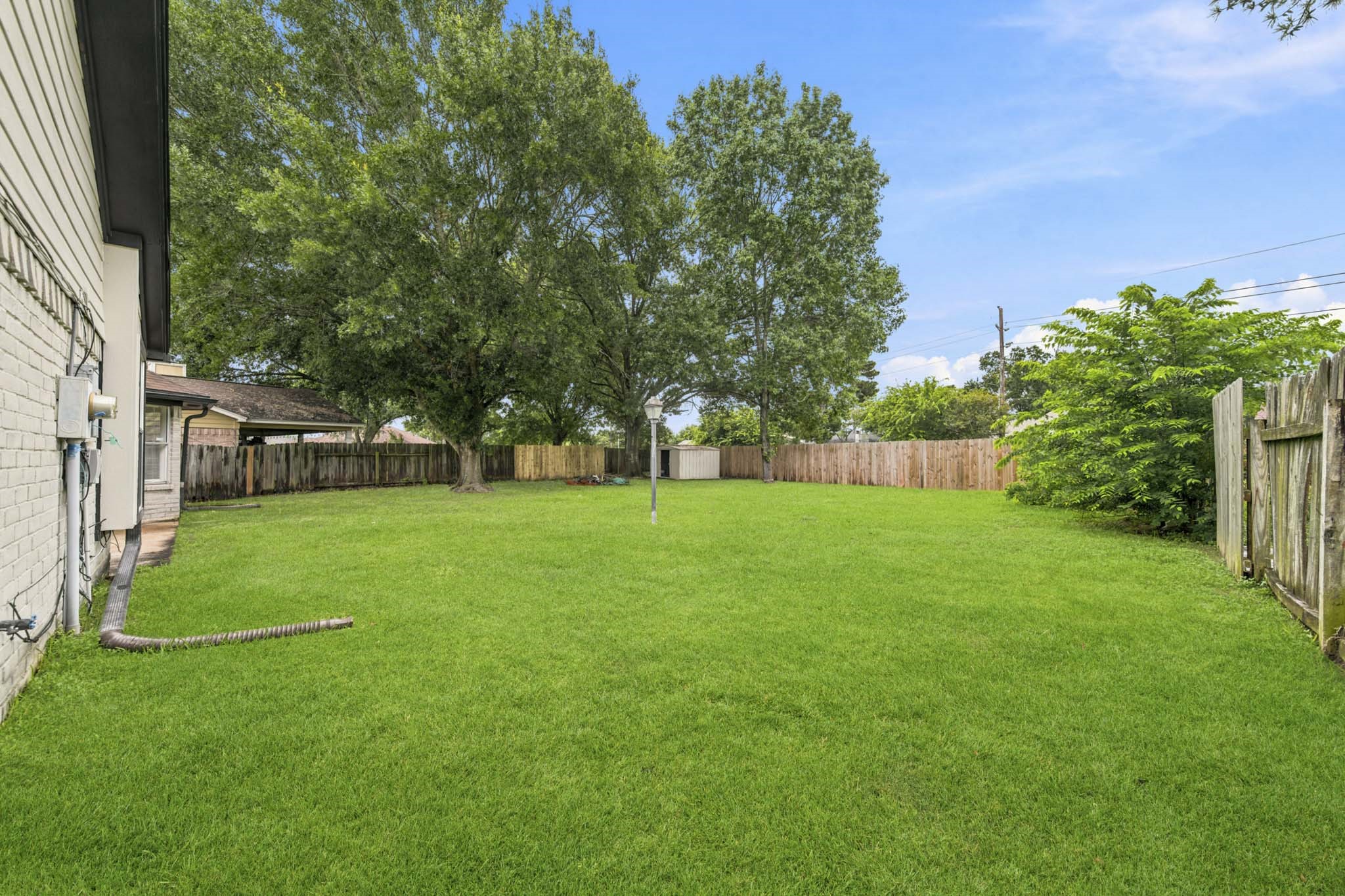 22039 Rivermead Drive Property Photo 22