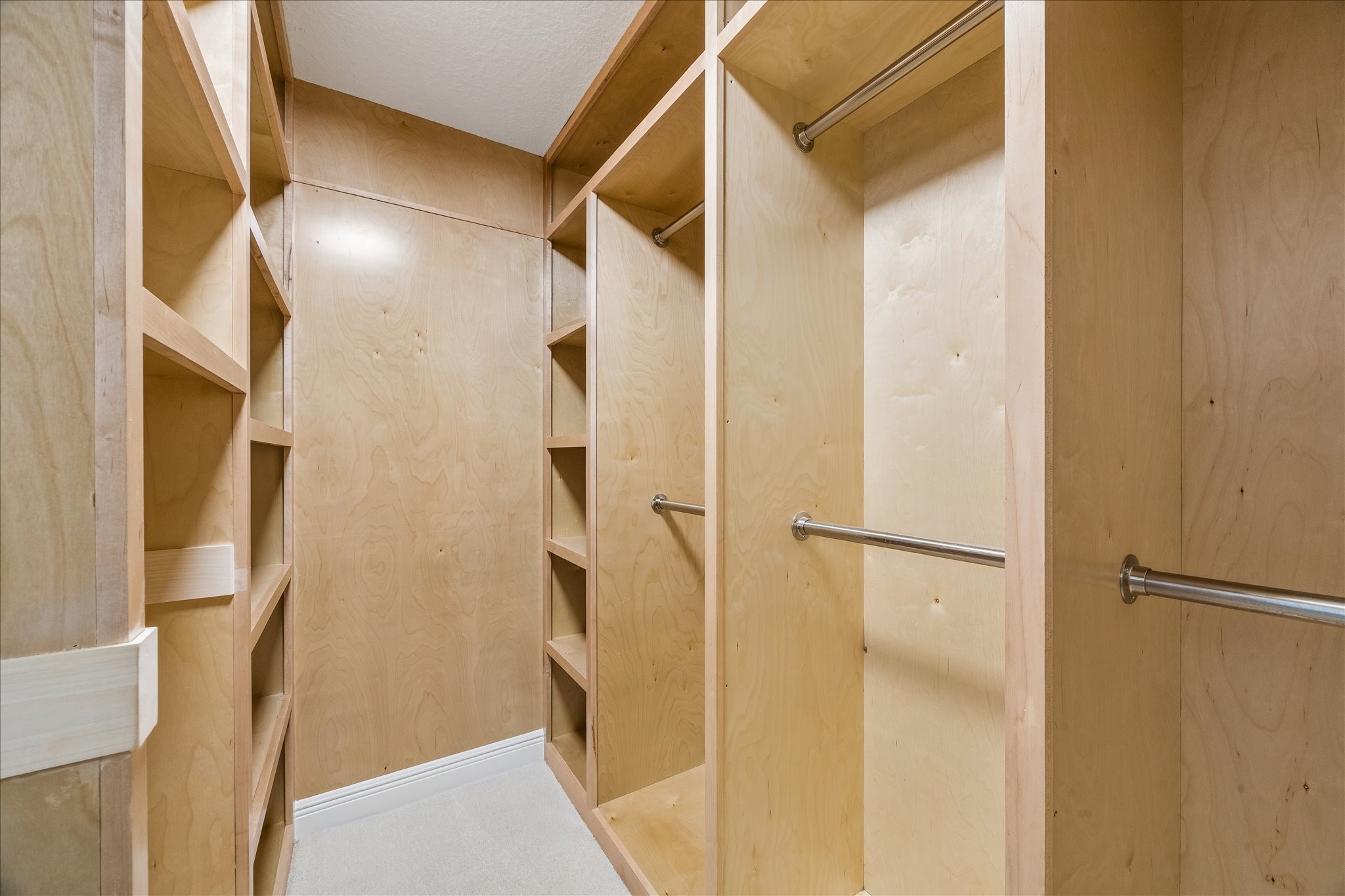 9102 N Humble Camp Road Property Photo 18