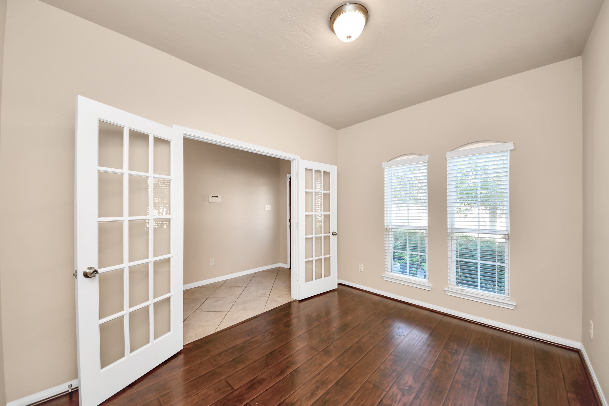 3115 Lake Drive Property Photo 3