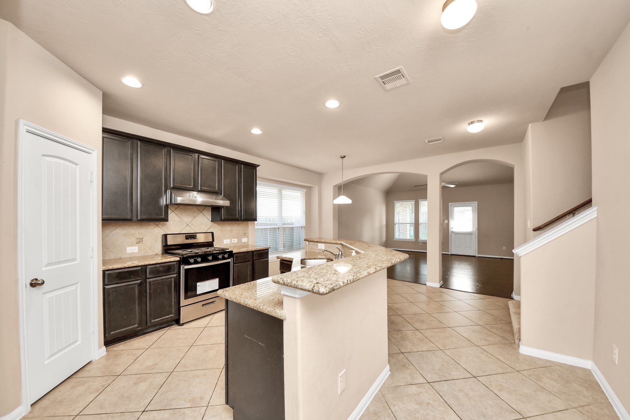 3115 Lake Drive Property Photo 7