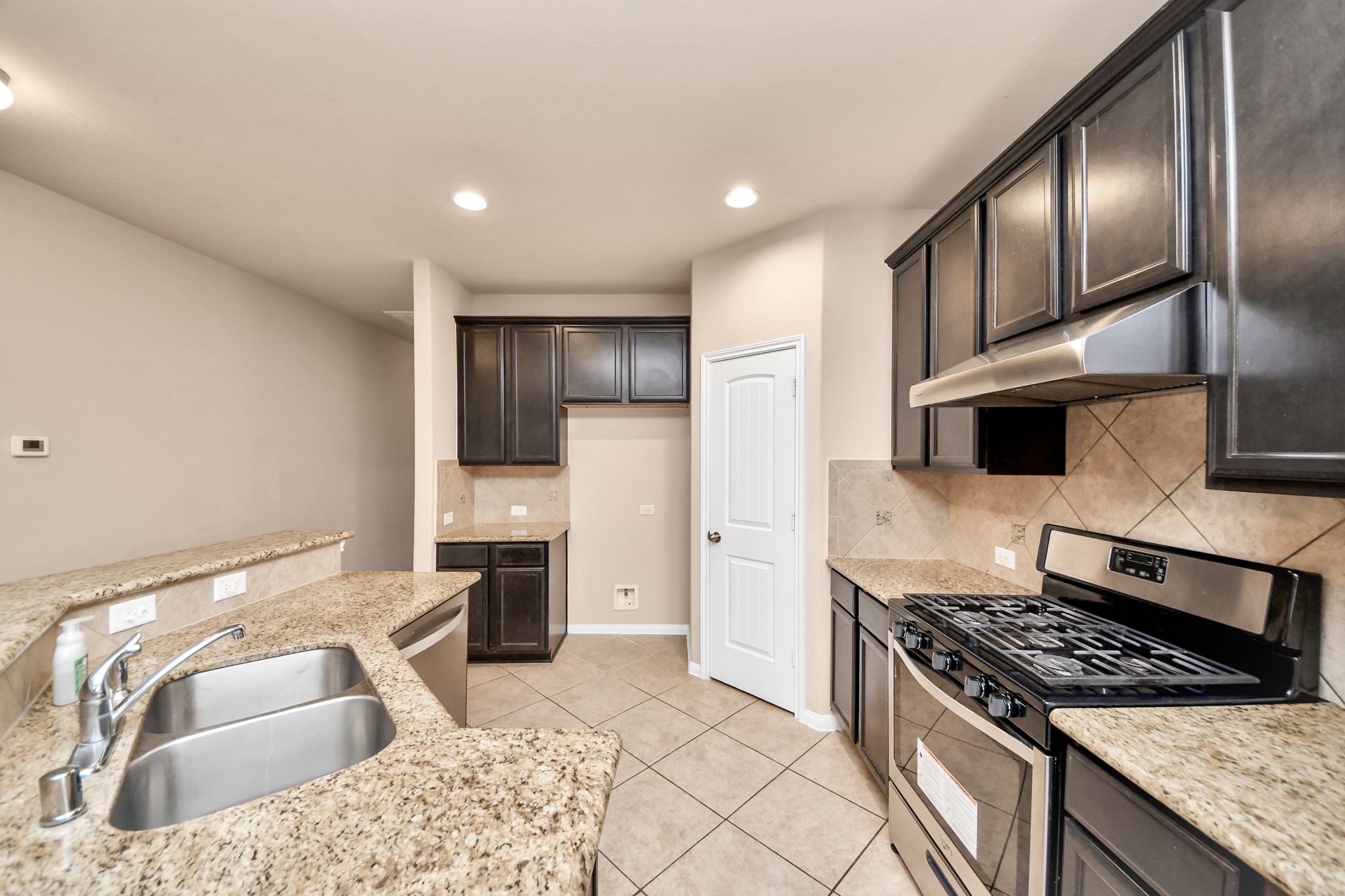 3115 Lake Drive Property Photo 11
