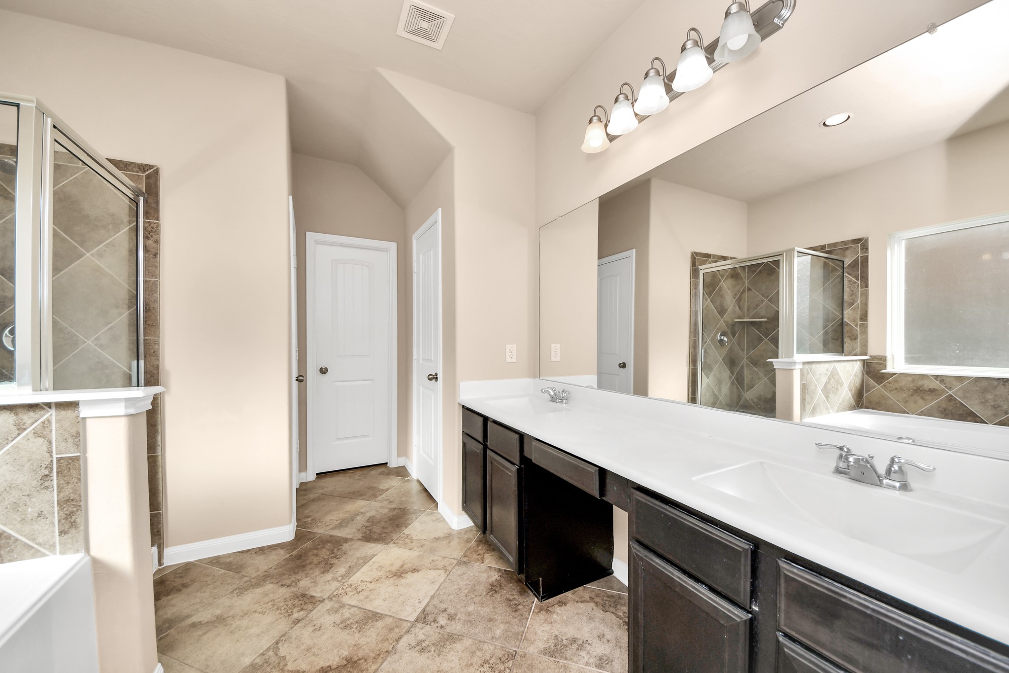 3115 Lake Drive Property Photo 17