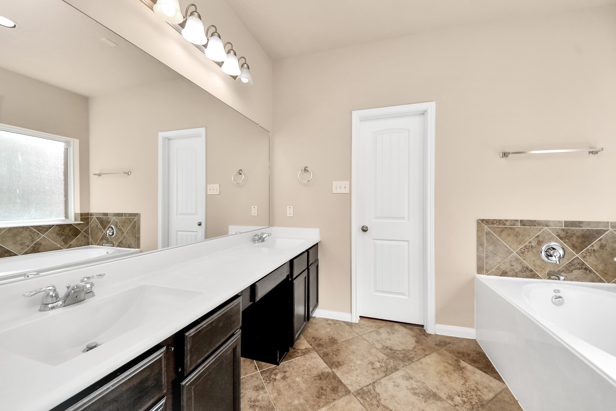 3115 Lake Drive Property Photo 19
