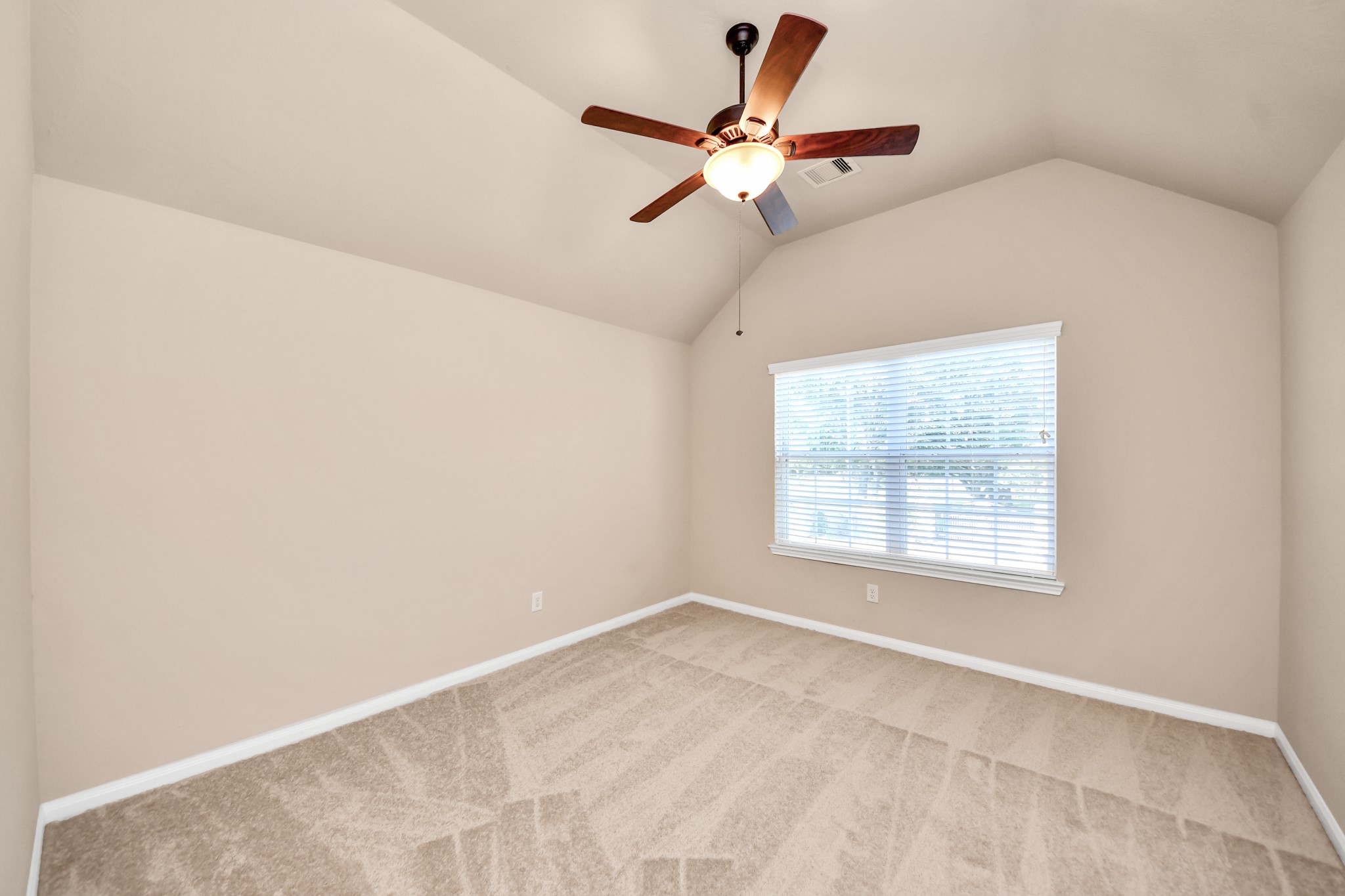 3115 Lake Drive Property Photo 29