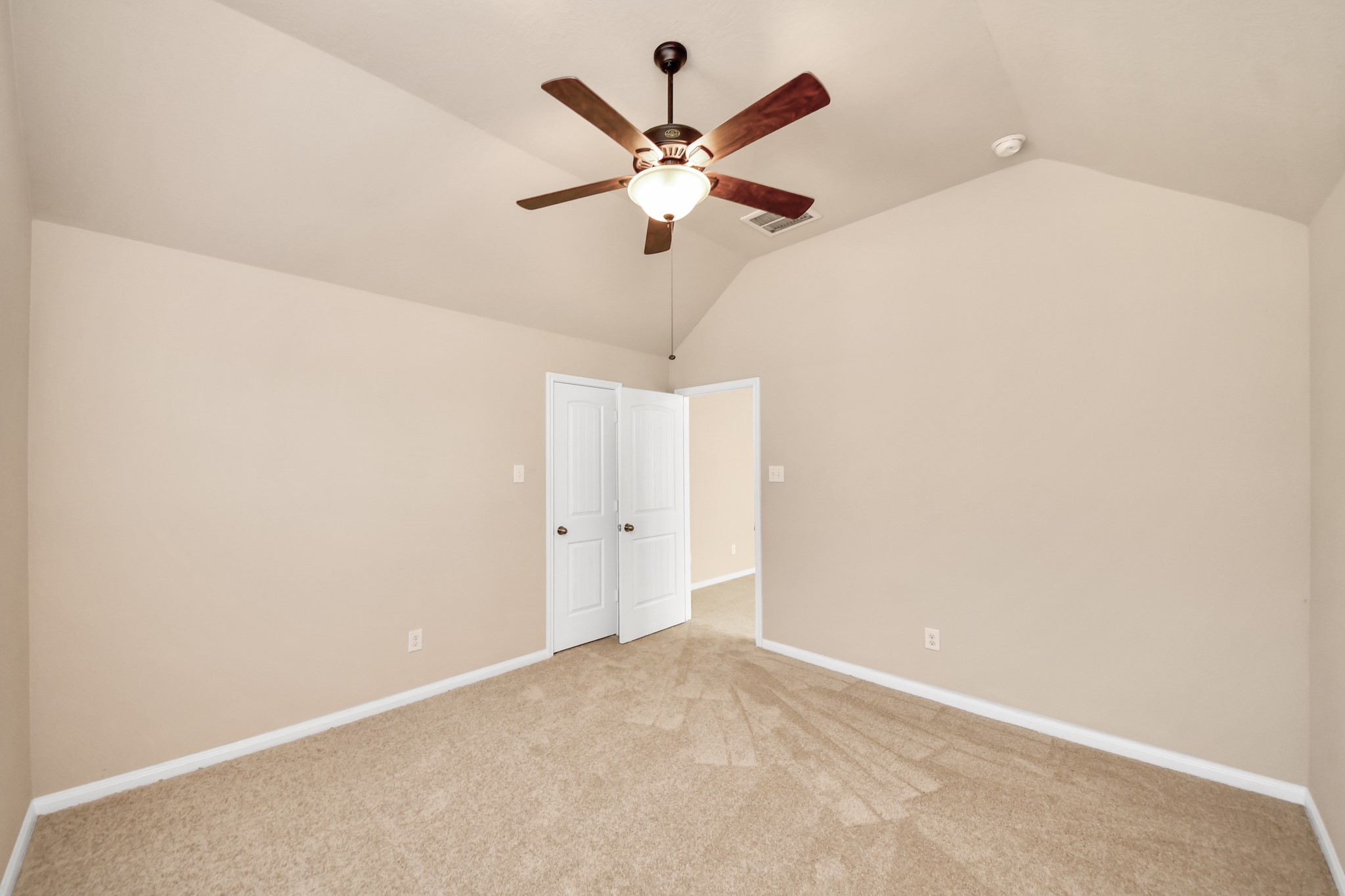 3115 Lake Drive Property Photo 30