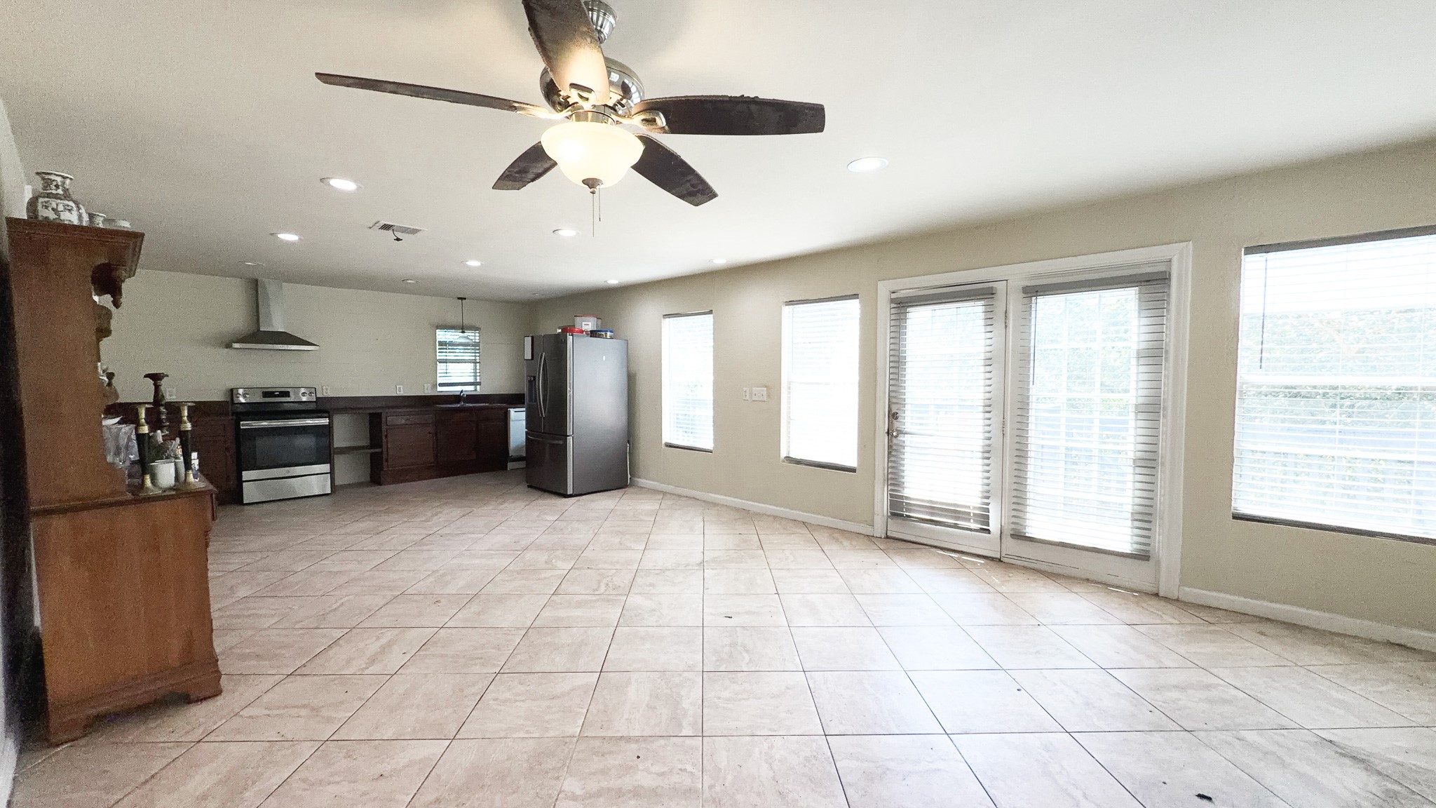 6114 Lazy Lane Property Photo 9