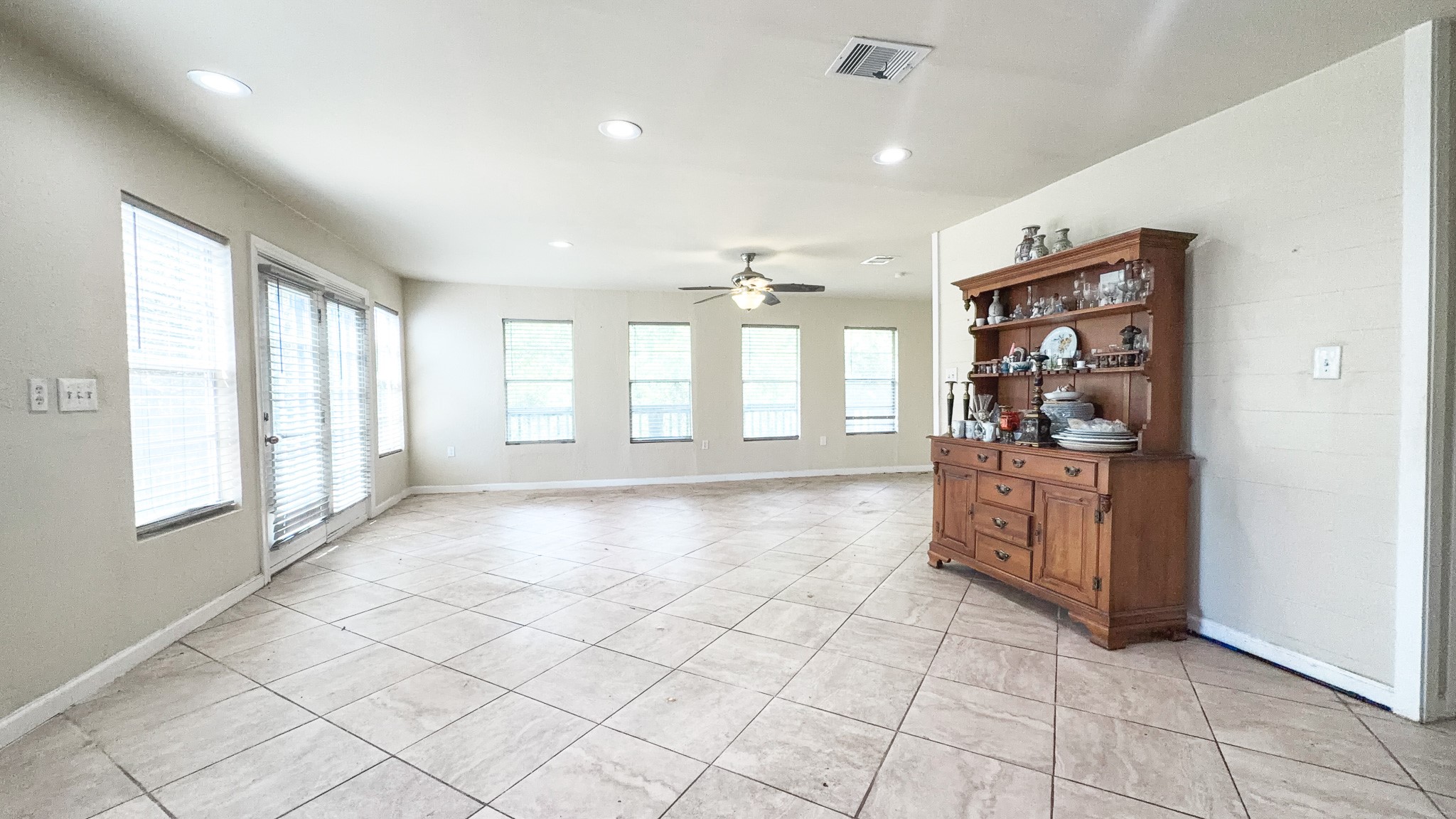 6114 Lazy Lane Property Photo 11