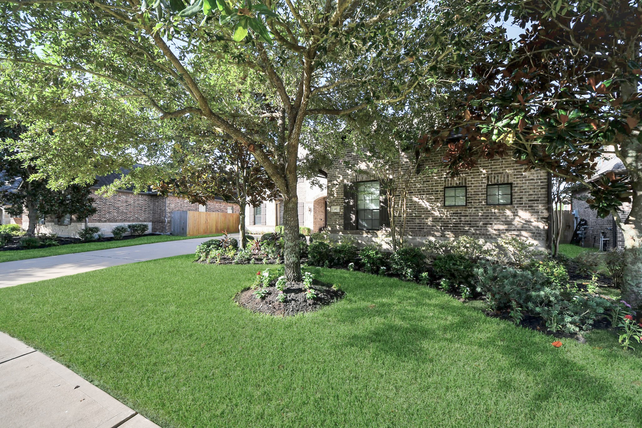 67 Azure Lake Court Property Photo 4