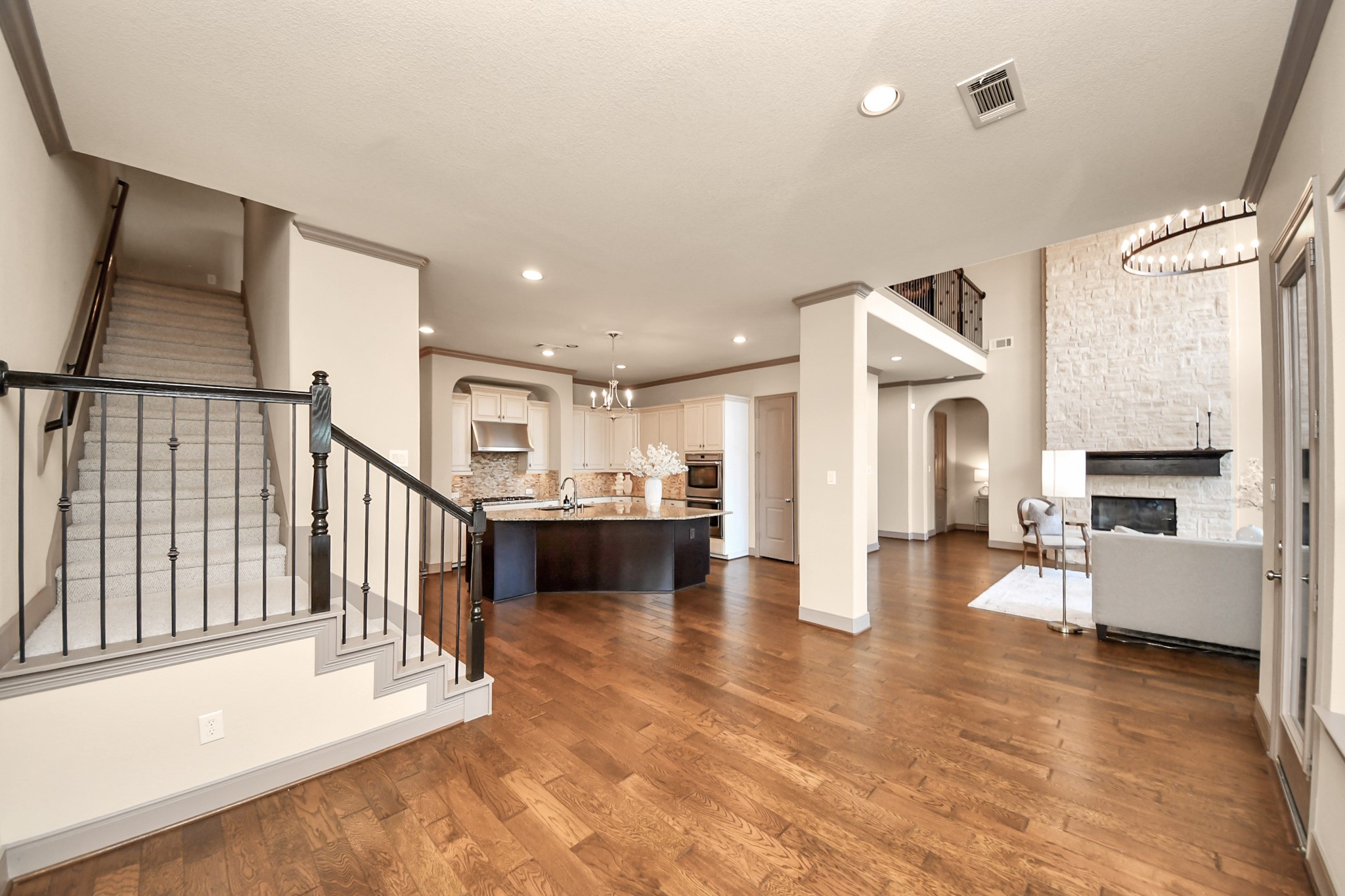 67 Azure Lake Court Property Photo 18