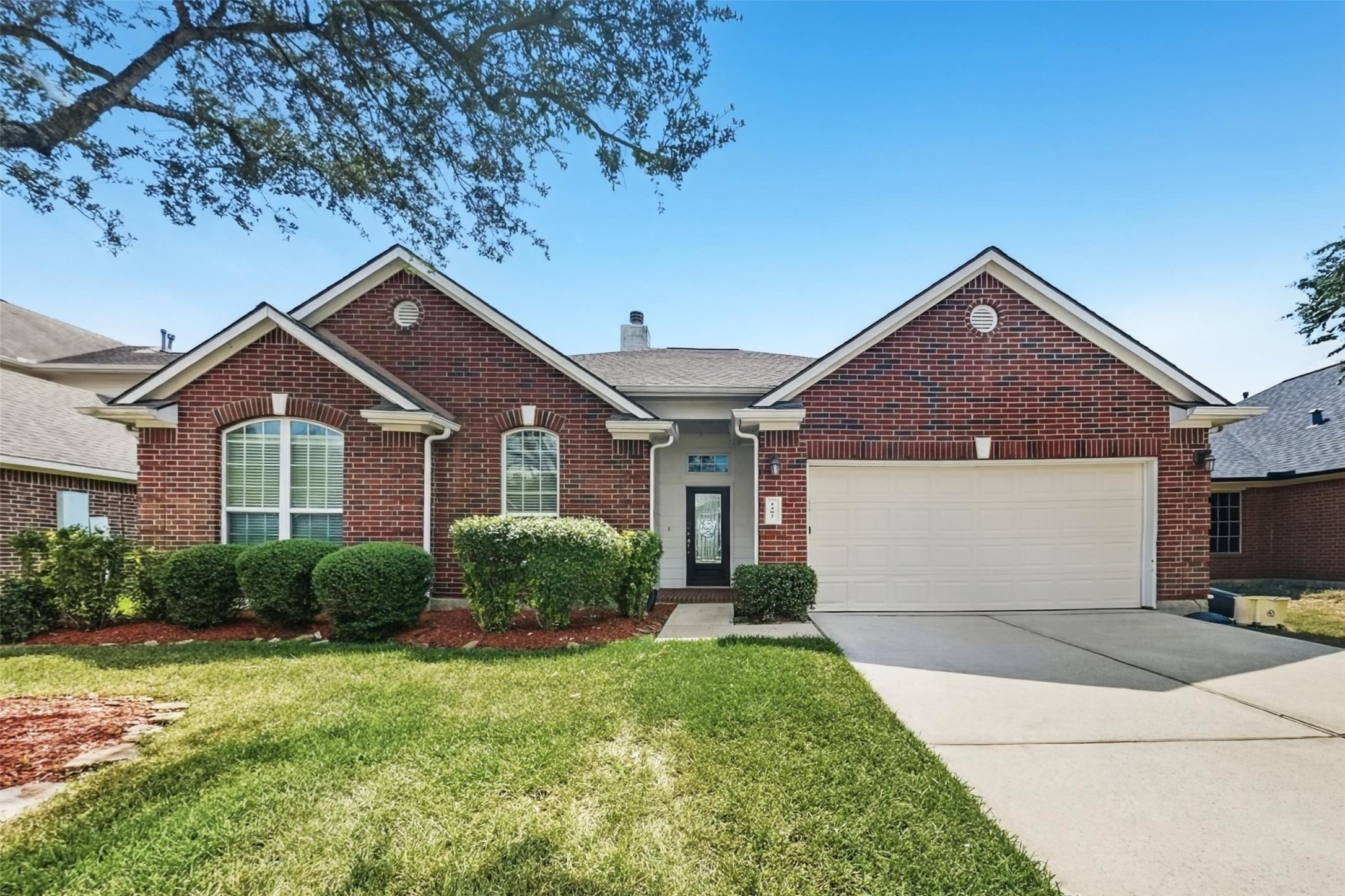 1402 Chandler Cove Property Photo 1