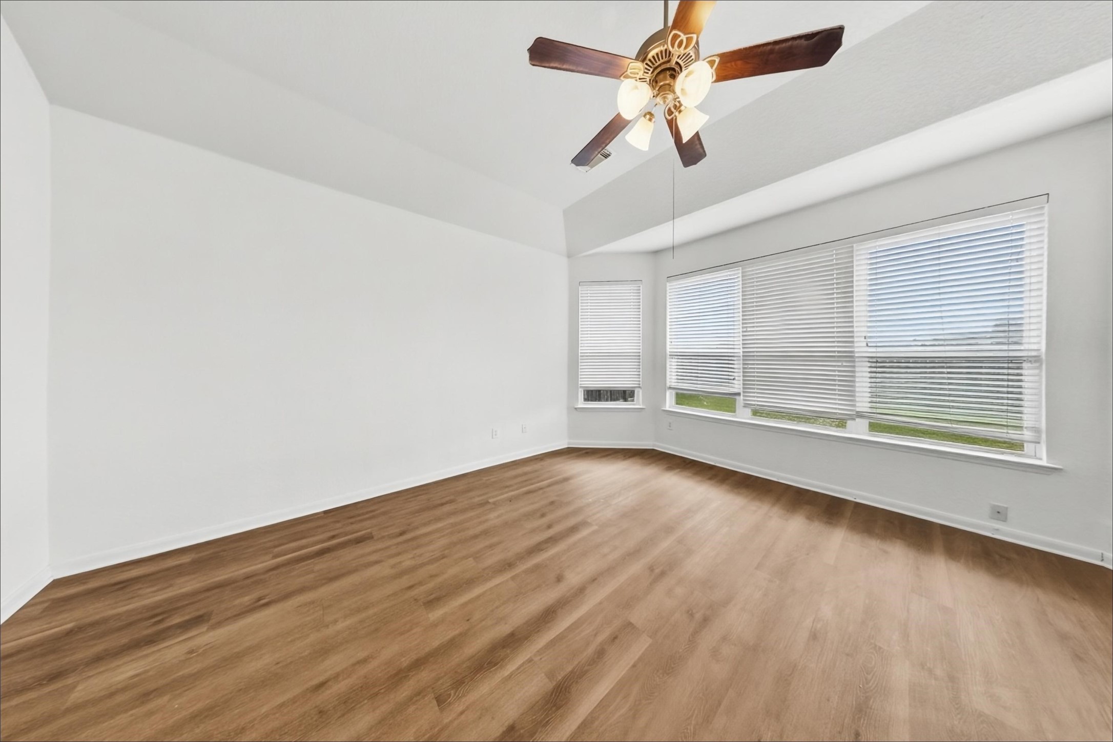 1402 Chandler Cove Property Photo 6
