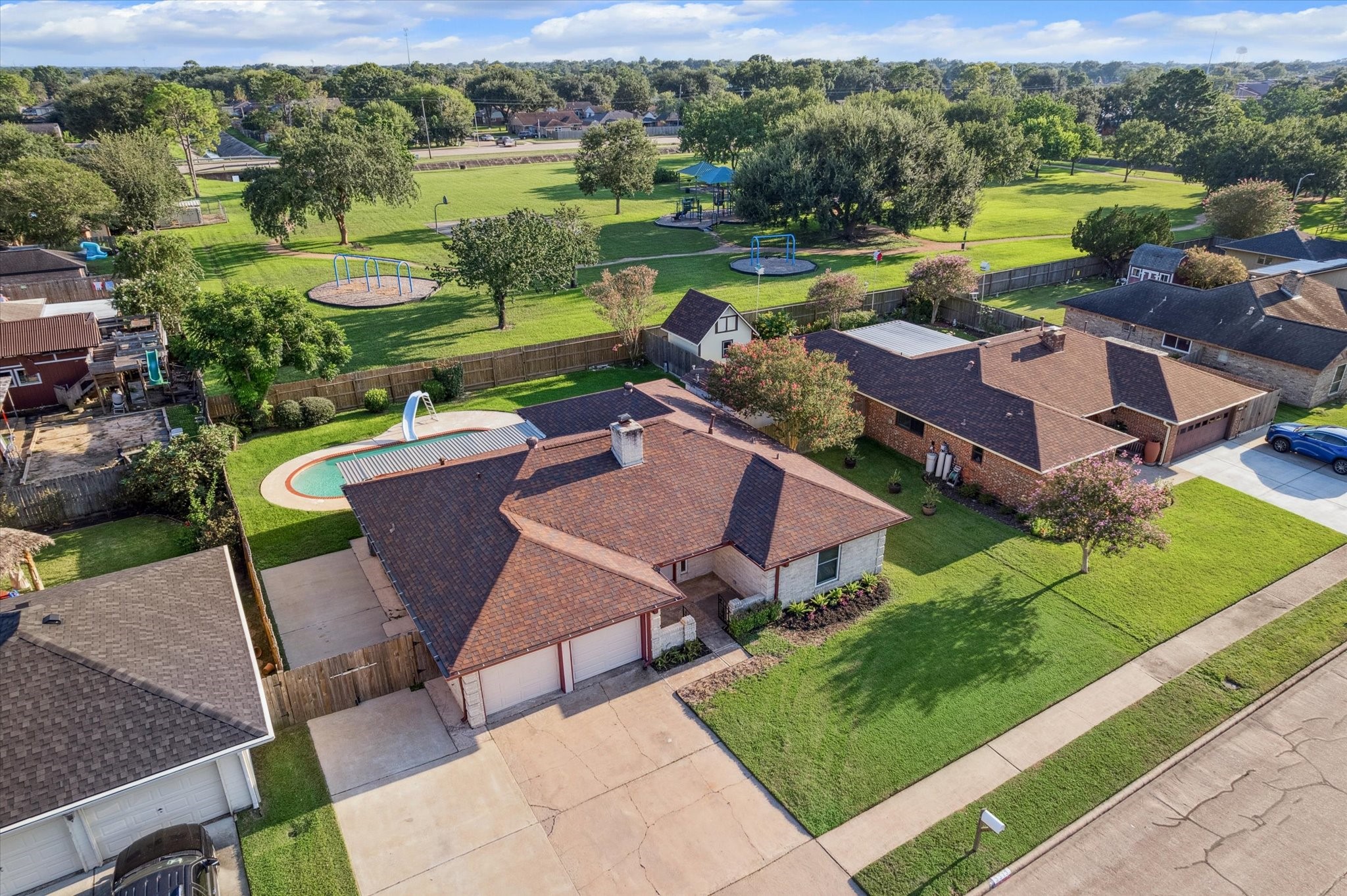 3313 Park Dale Drive Property Photo 1