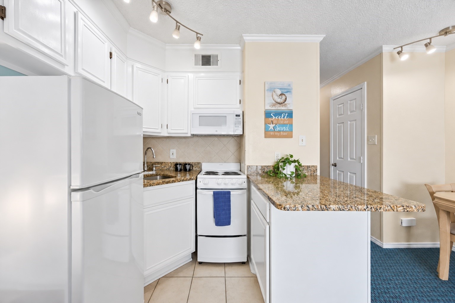 6102 Seawall Boulevard 258 Property Photo 4