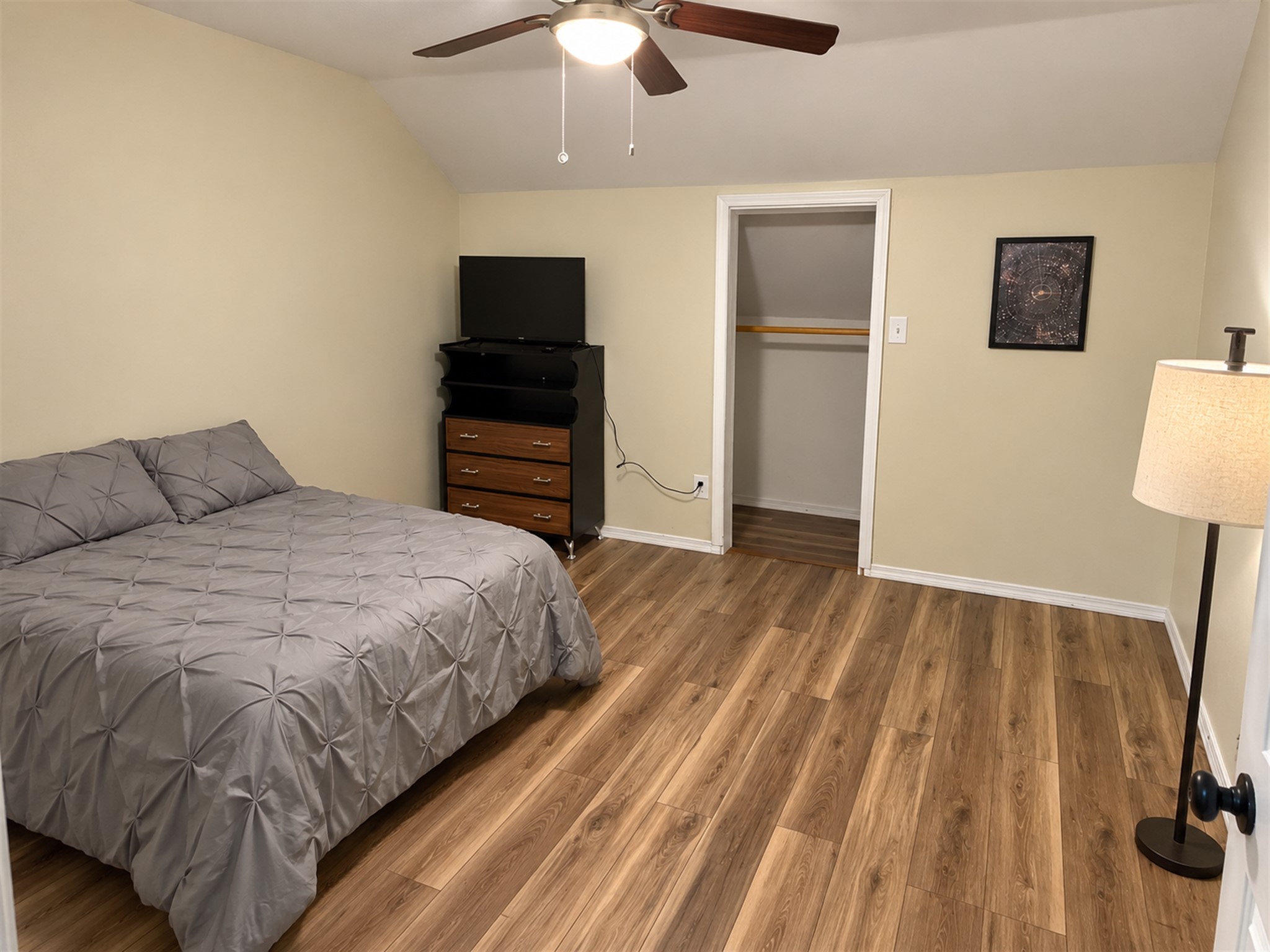 6221 N 16th Street Property Photo 6