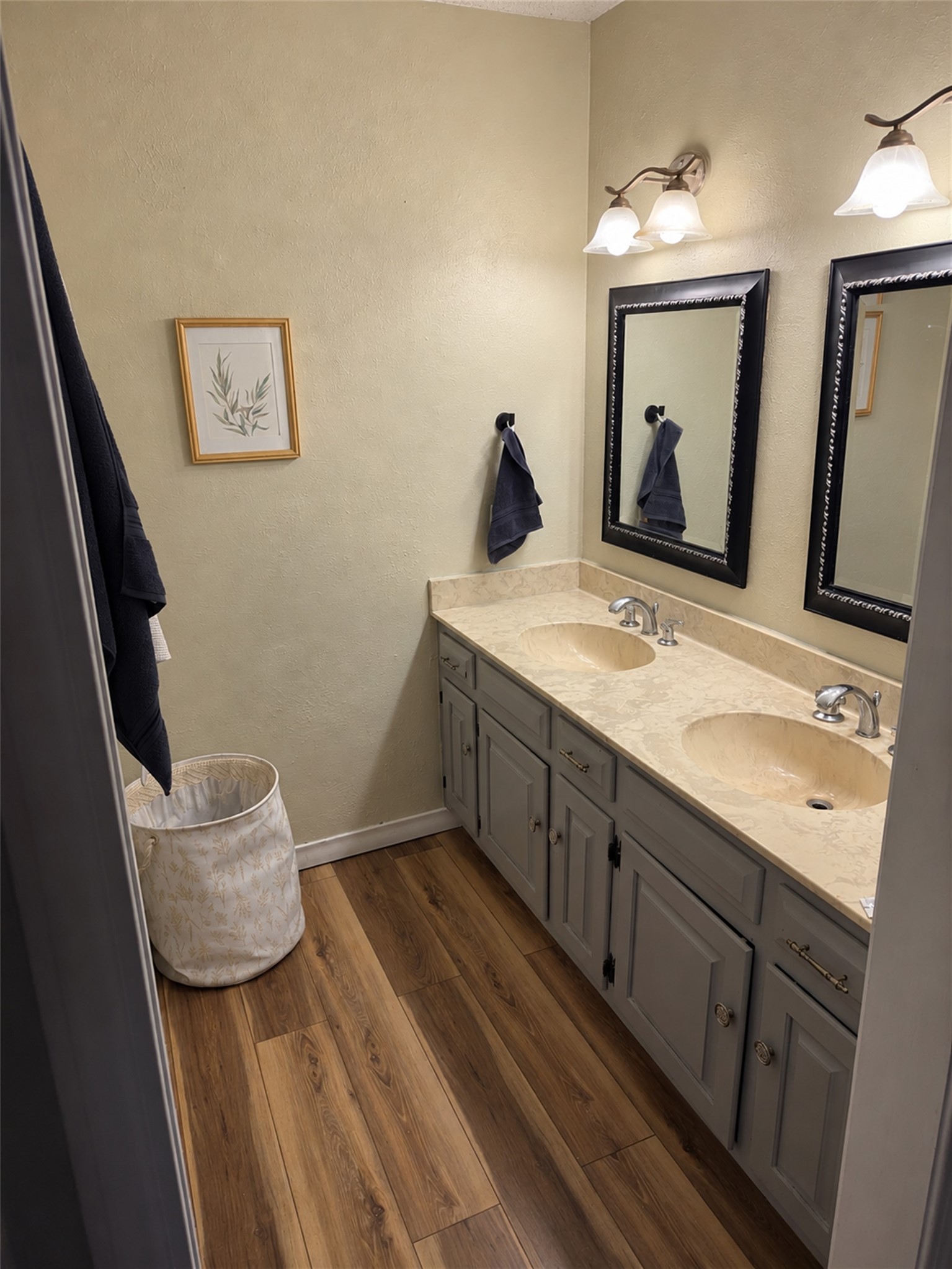 6221 N 16th Street Property Photo 12
