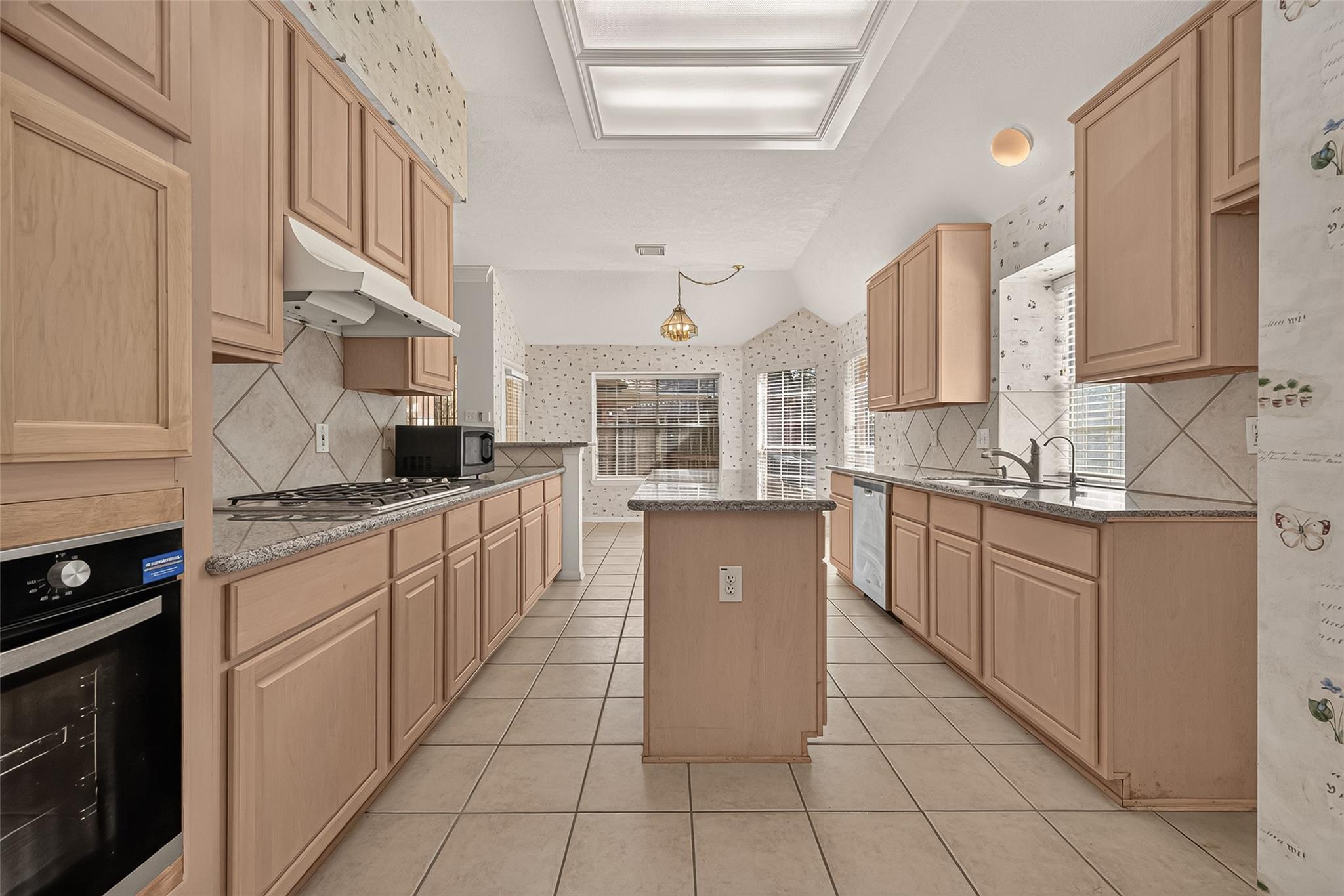8914 Wheatland Drive Property Photo 17