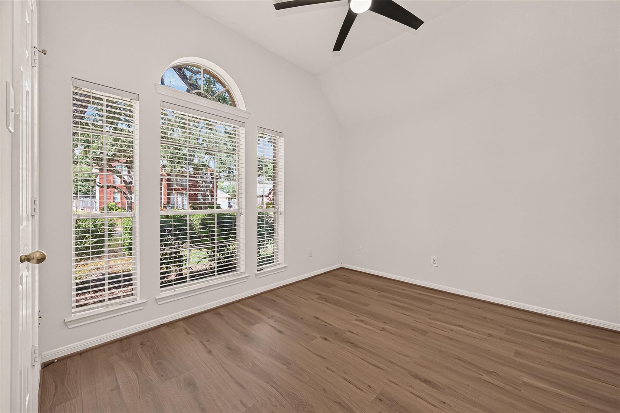 8914 Wheatland Drive Property Photo 27