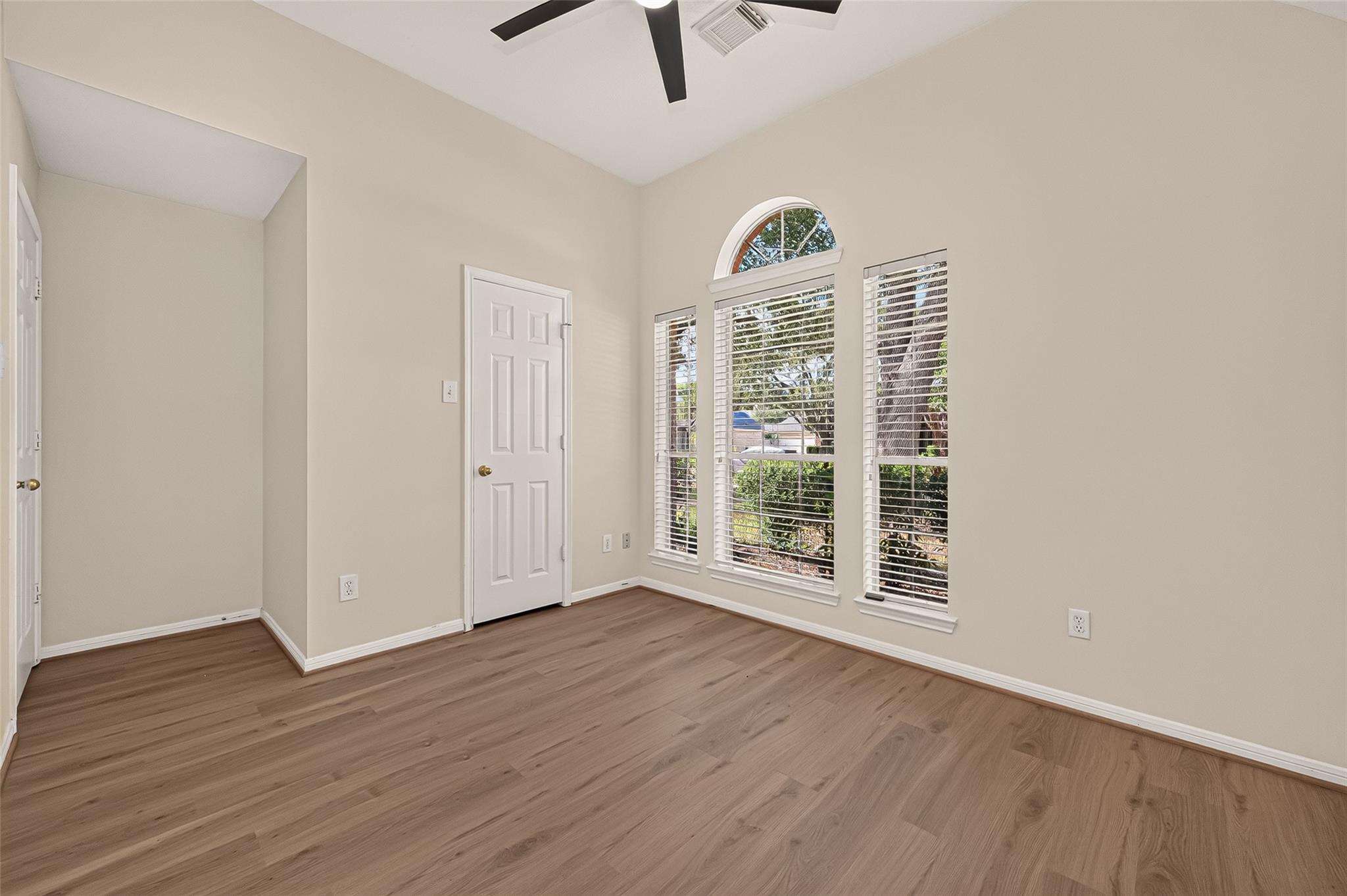 8914 Wheatland Drive Property Photo 28