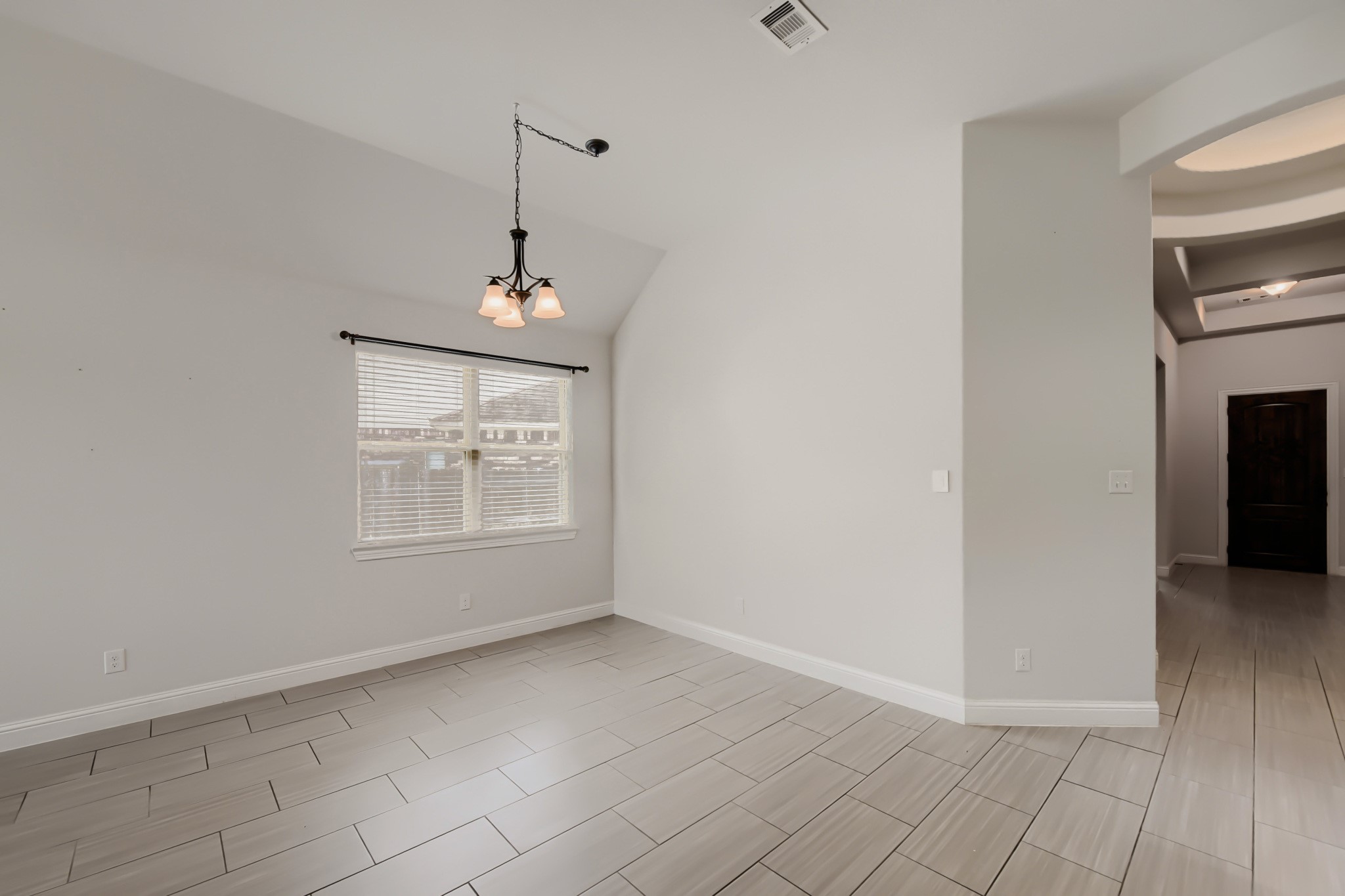 27917 Spearhead Ridge Drive Property Photo 4