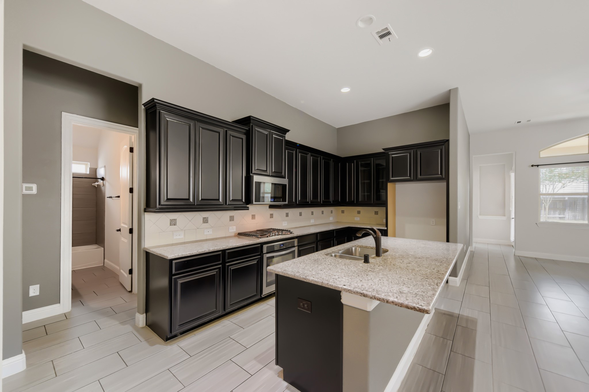 27917 Spearhead Ridge Drive Property Photo 10