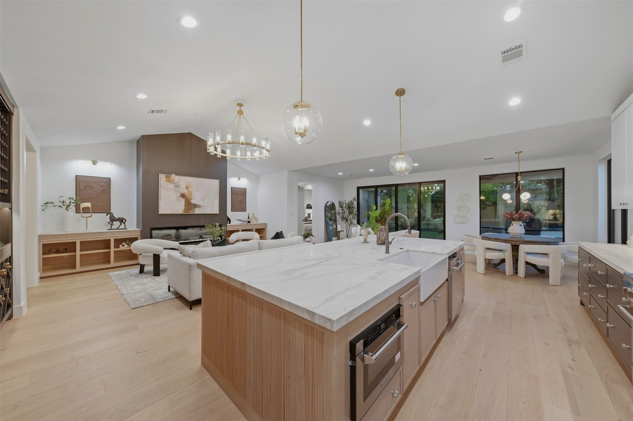 2023 Viking Drive Property Photo 18