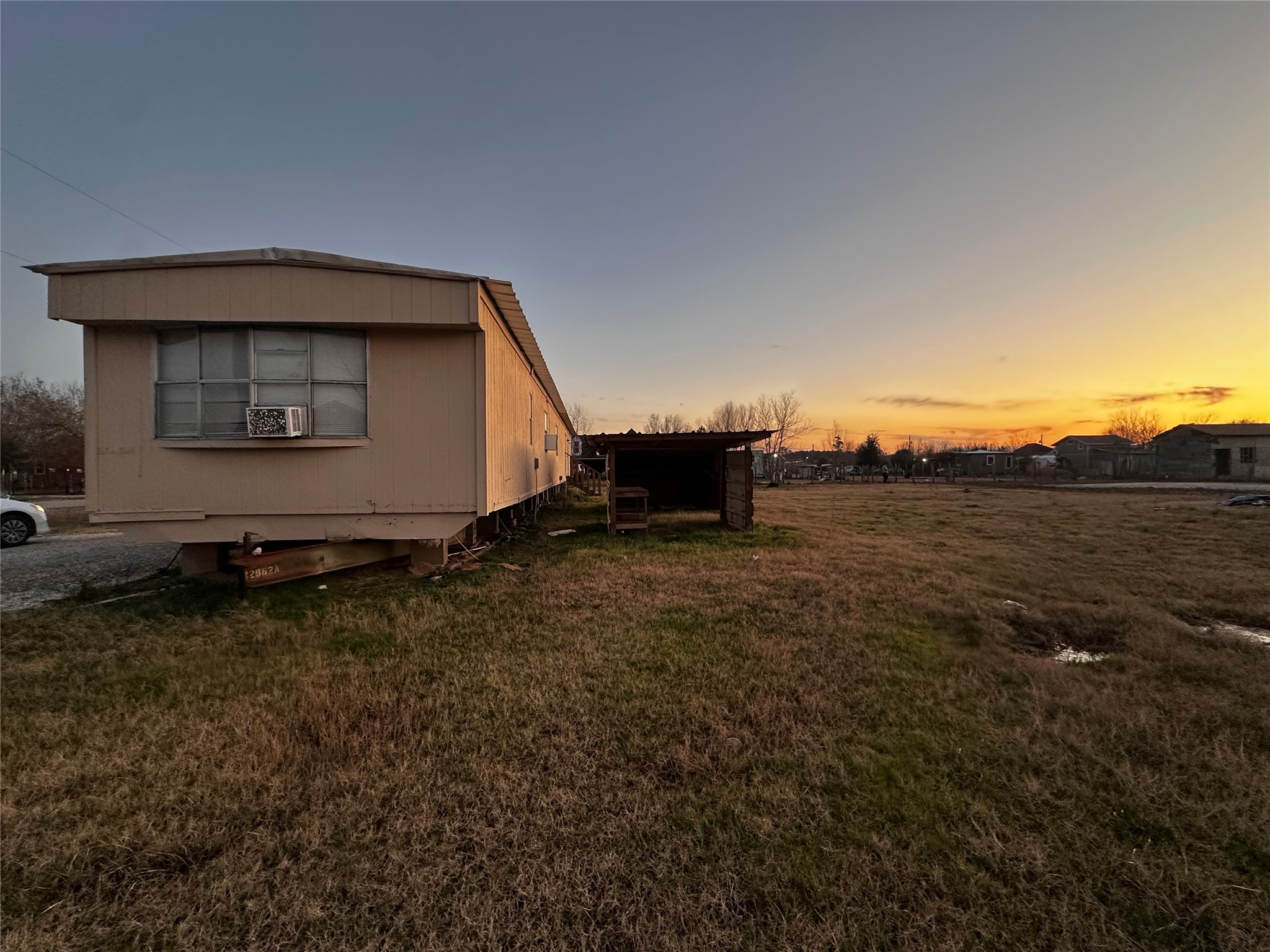 40 County Rd 3557 Property Photo 3