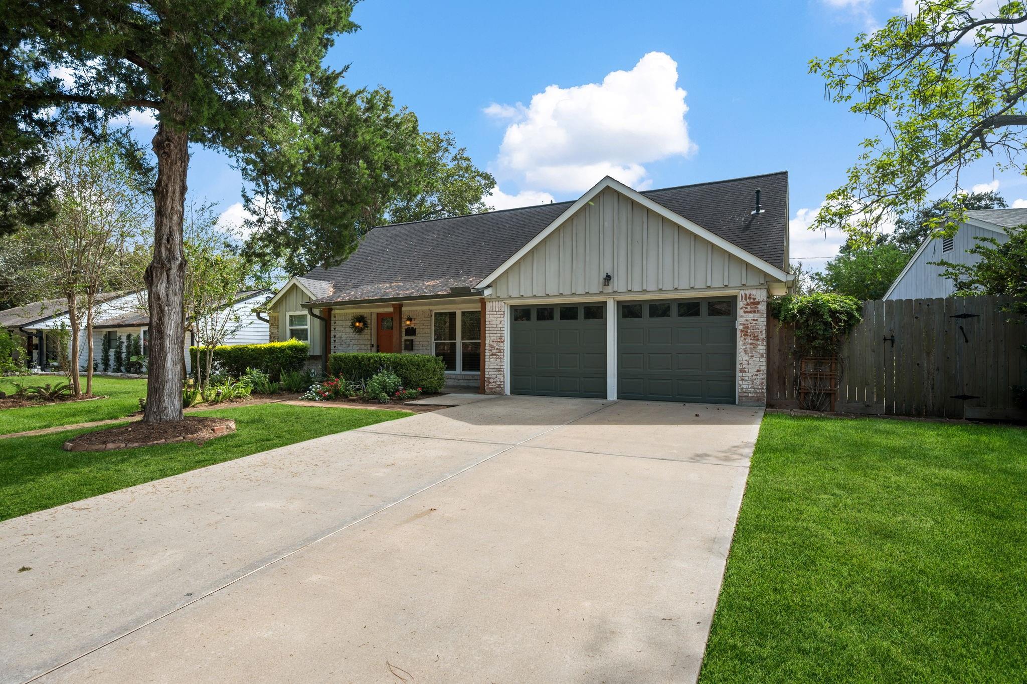 5711 Cerritos Drive, Houston Tx 77035 Property Photo 4