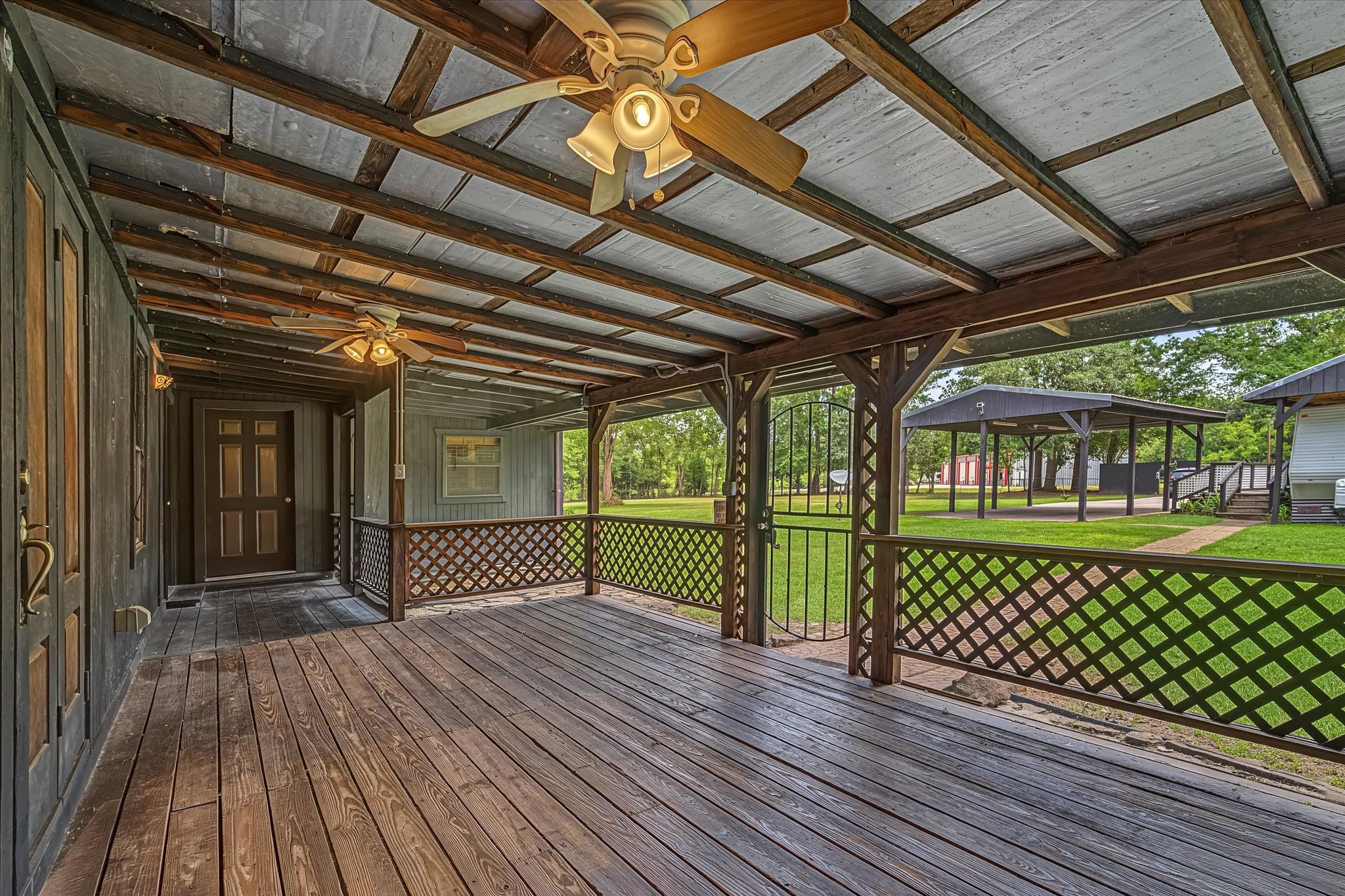 527 Number 9 Road Property Photo 8