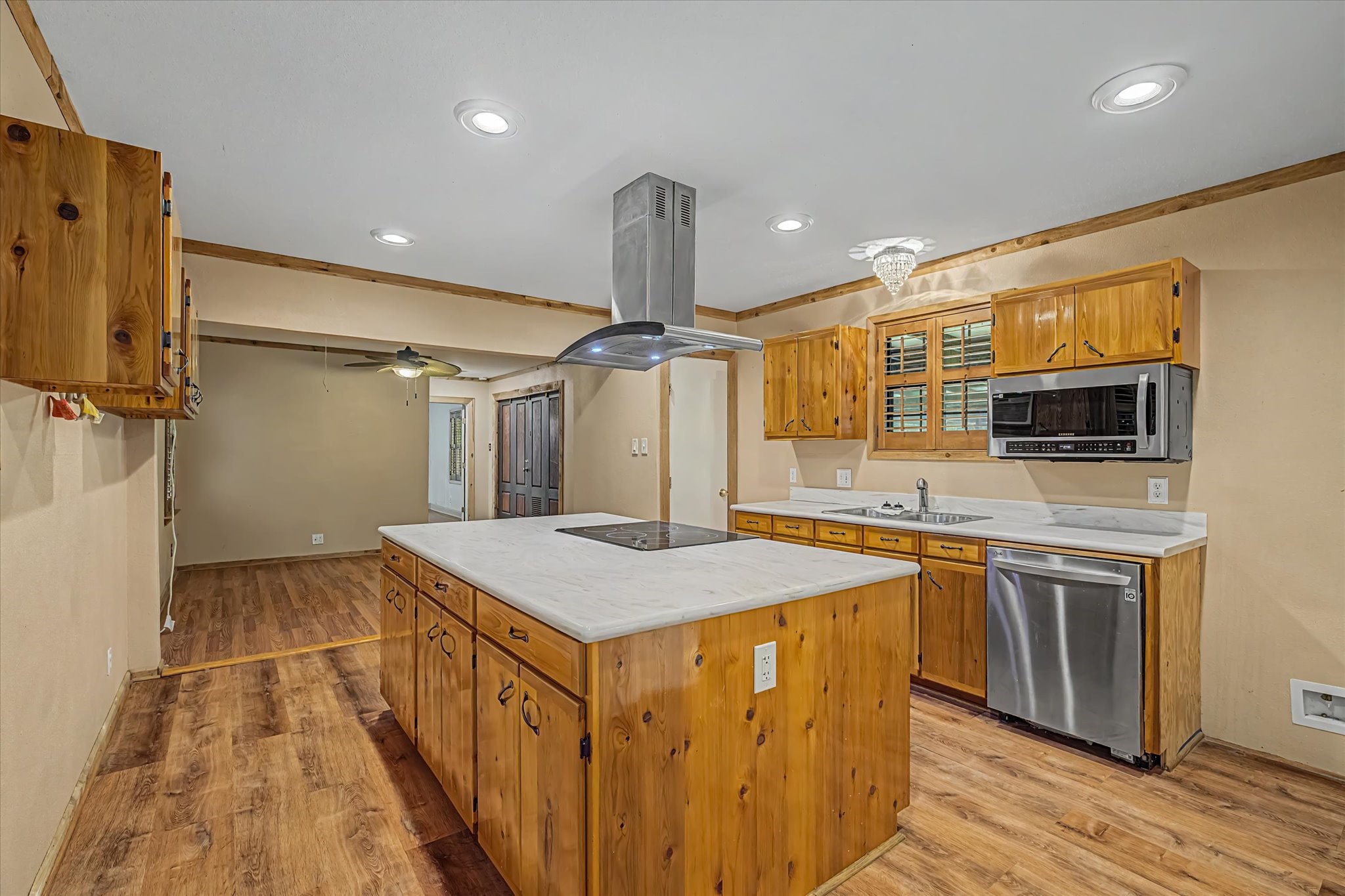 527 Number 9 Road Property Photo 13
