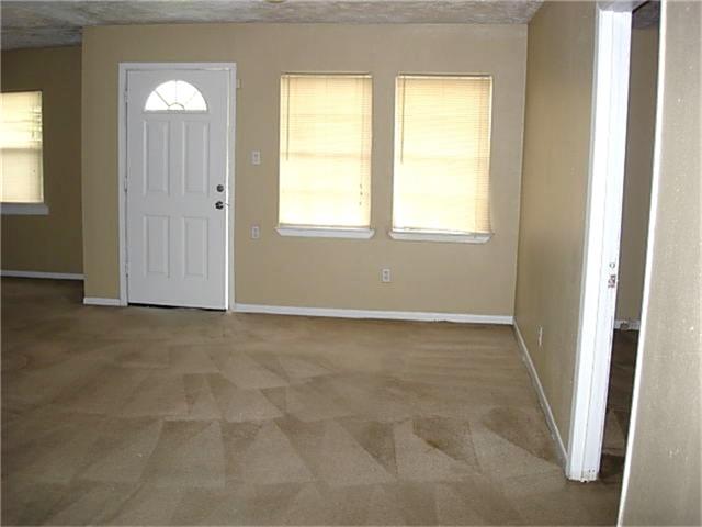 3349 Airport Boulevard Property Photo 4