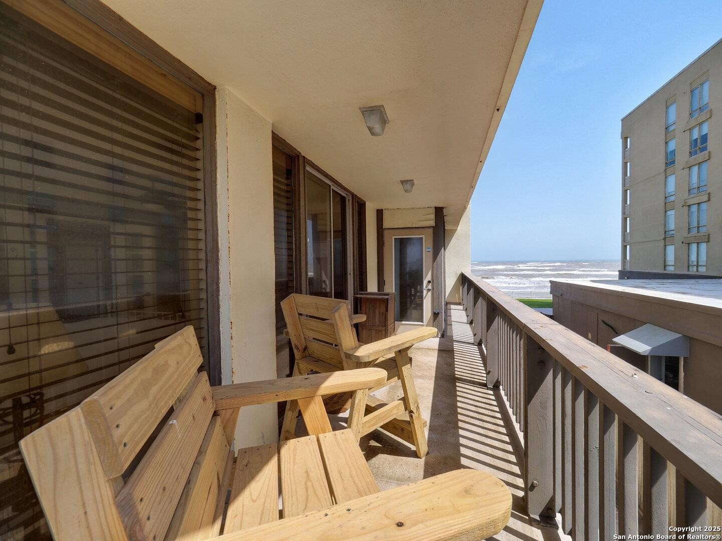 15002 Windward Drive 207 Property Photo 6