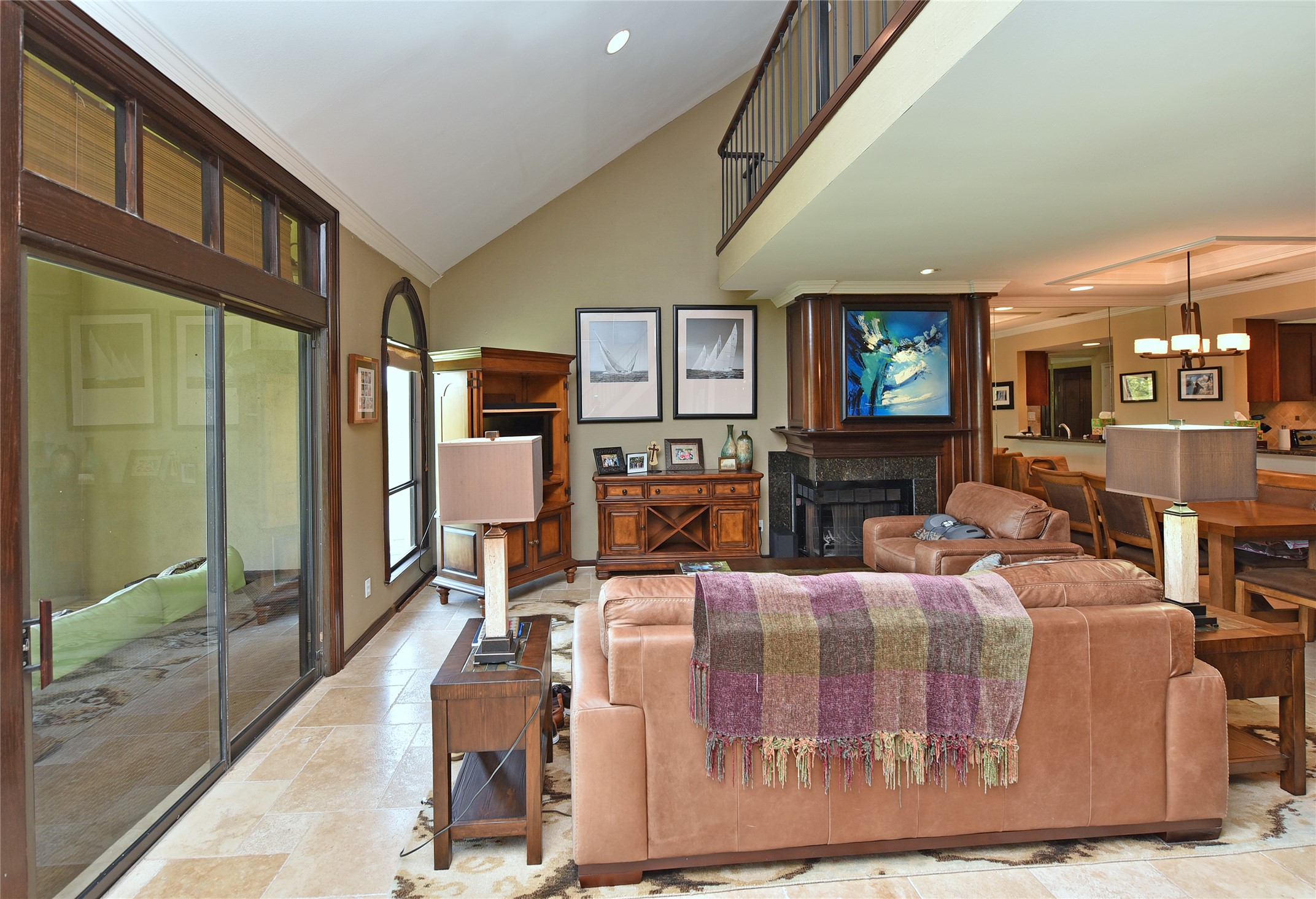 4144 Greystone Way 608 Property Photo 14