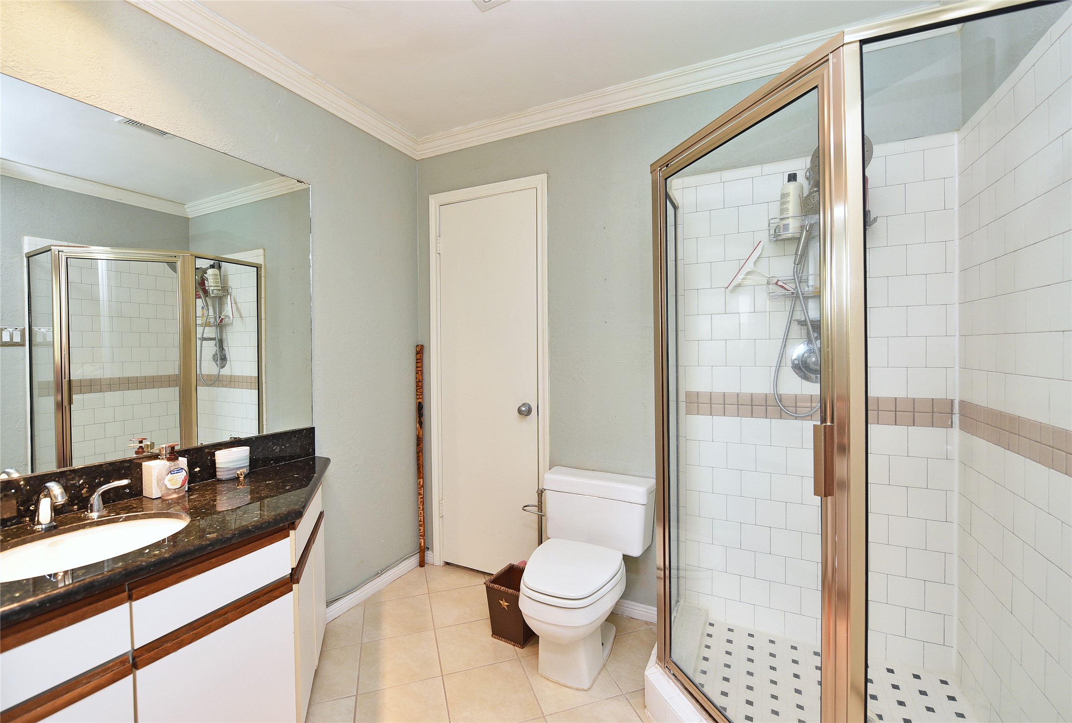 4144 Greystone Way 608 Property Photo 21