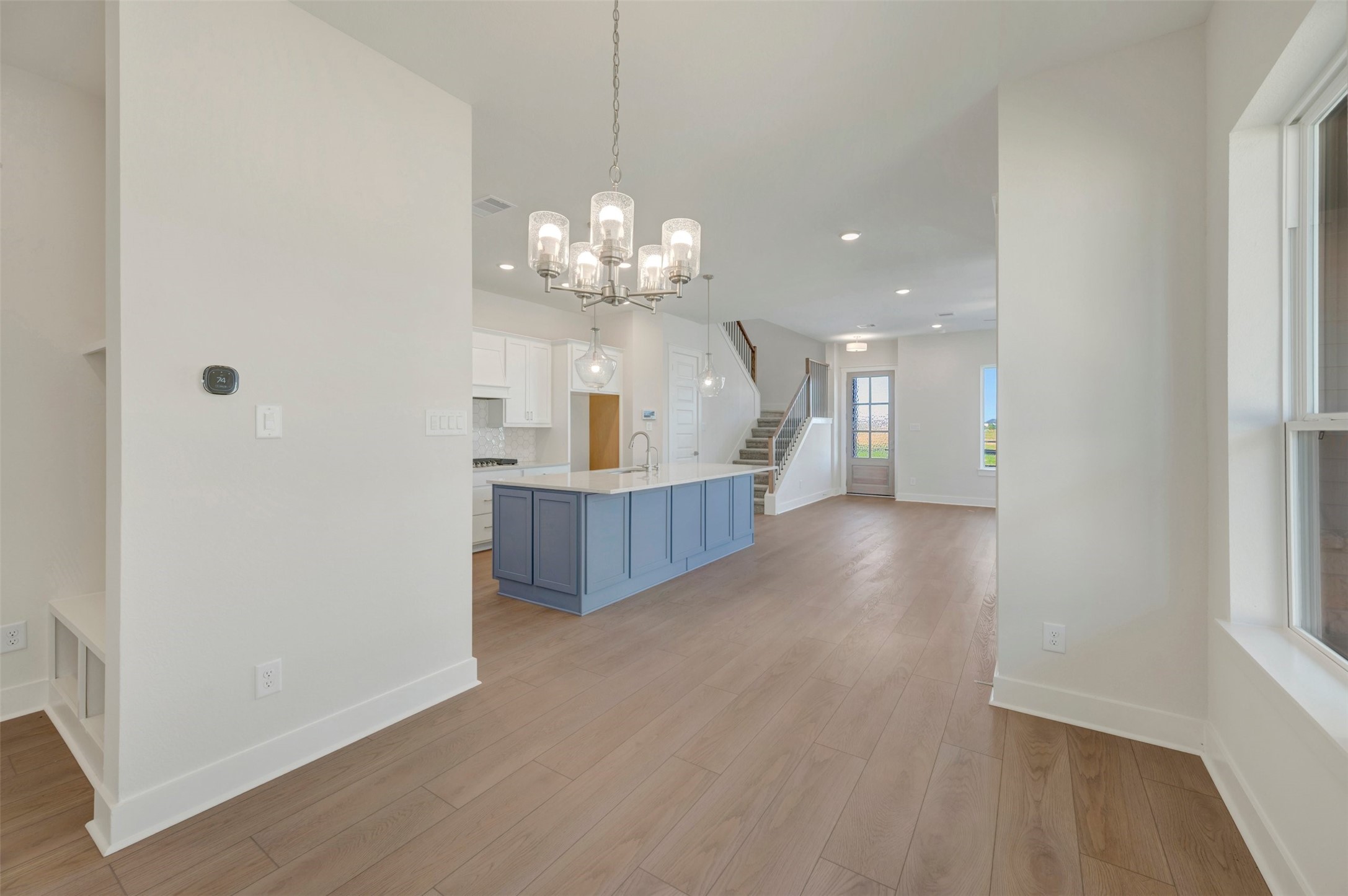 16746 Vibrant Avenue Property Photo 28
