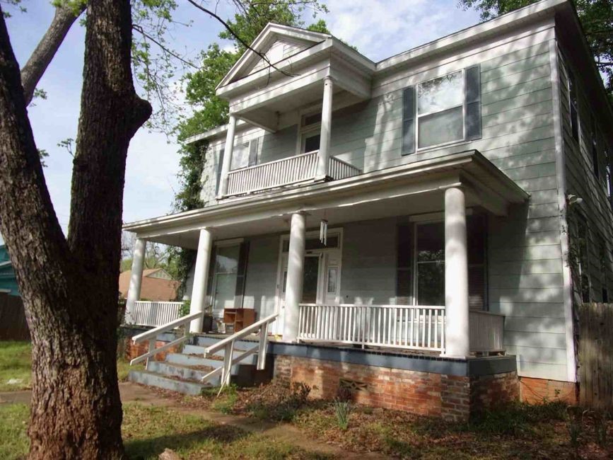 710 S Magnolia Street Property Photo 1