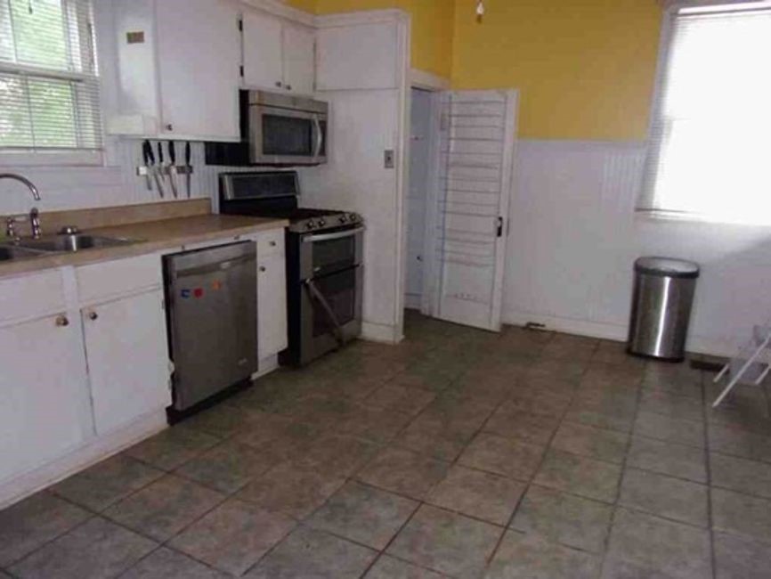 710 S Magnolia Street Property Photo 4